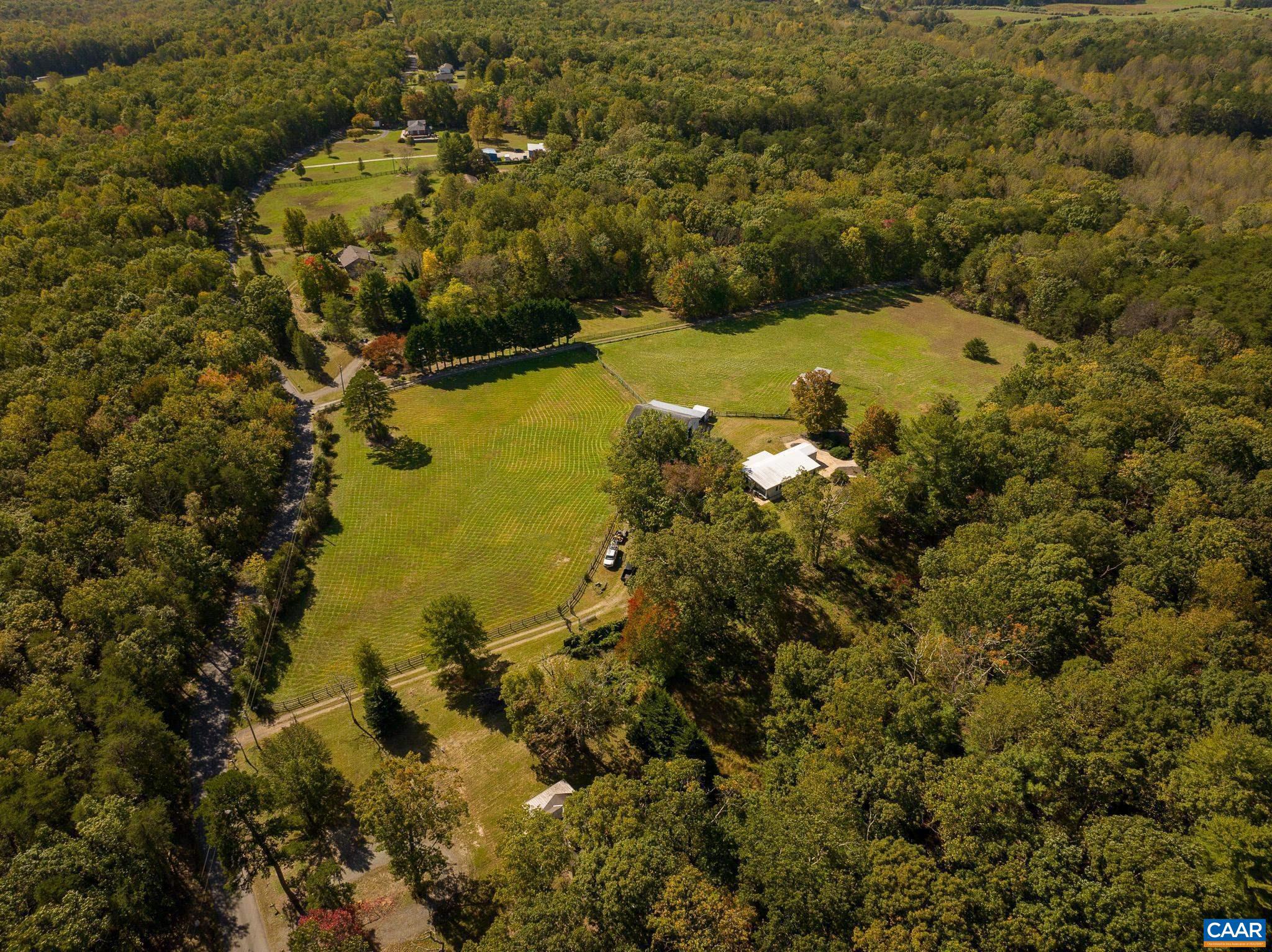 BARBOURSVILLE - Farm