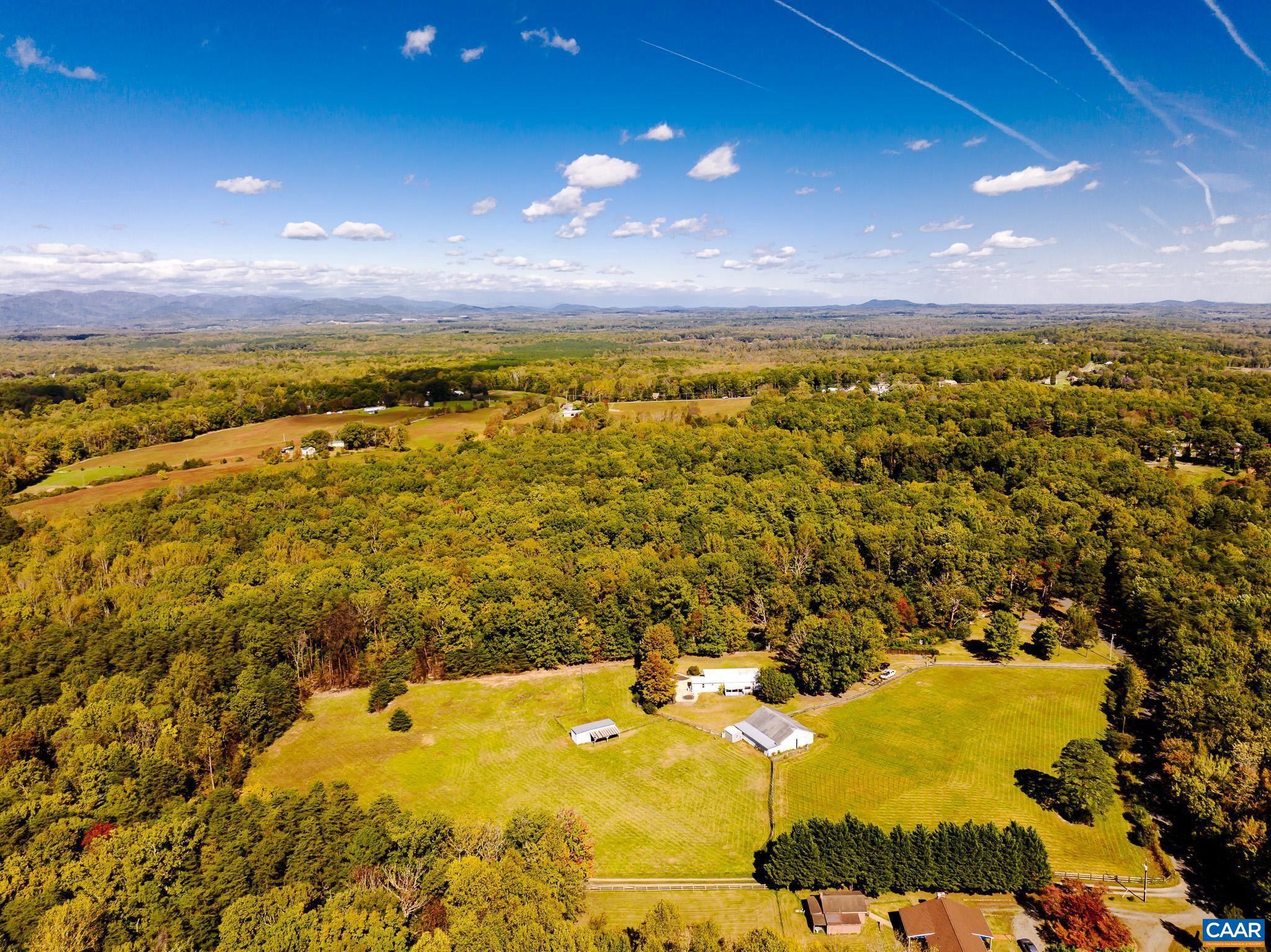 BARBOURSVILLE - Farm