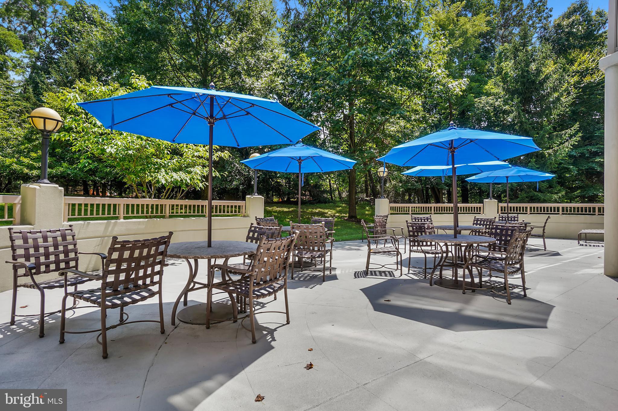 CREEKSIDE AT LEISURE WORLD - Residential