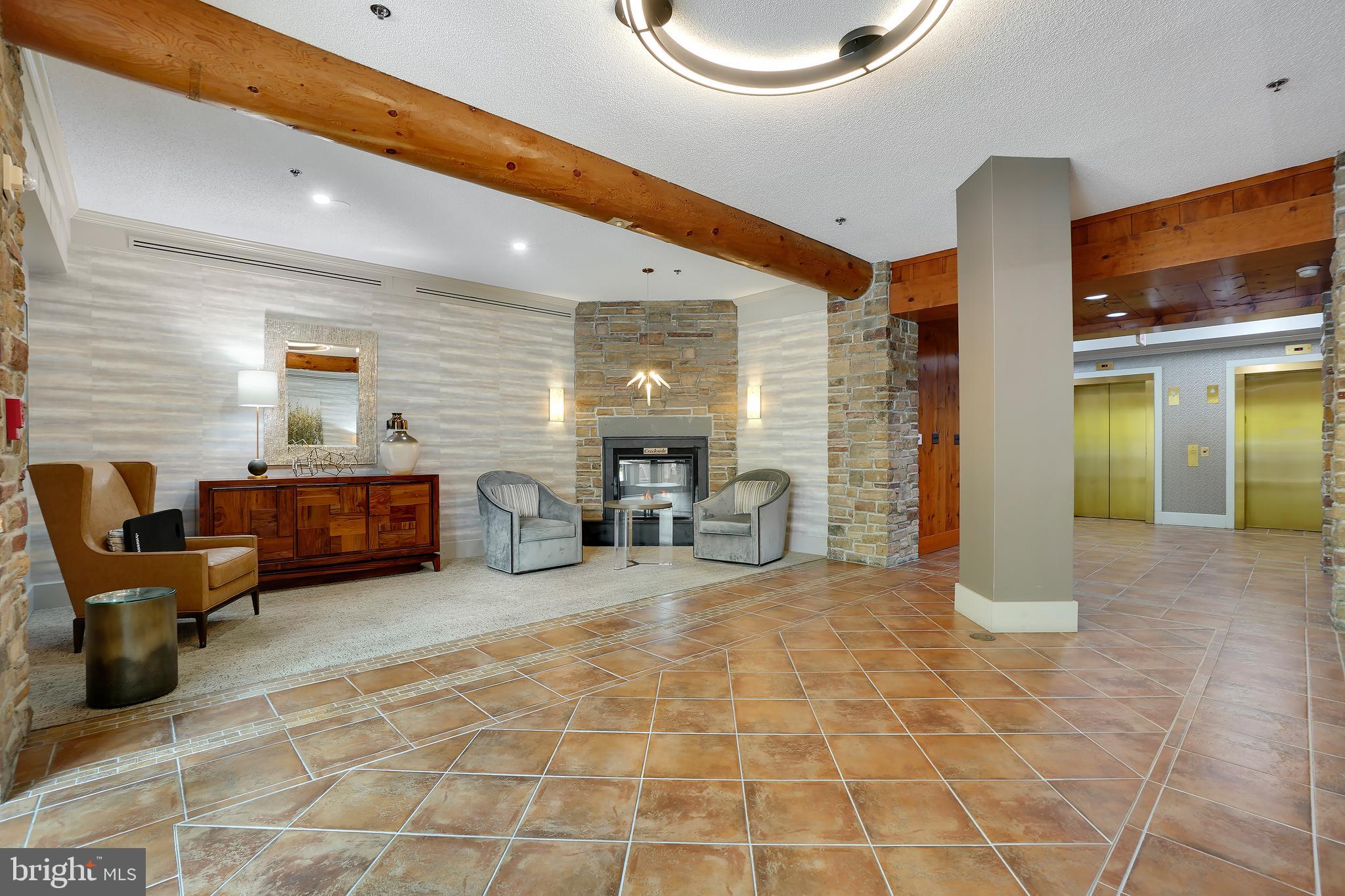 2901 S LEISURE WORLD BOULEVARD 122