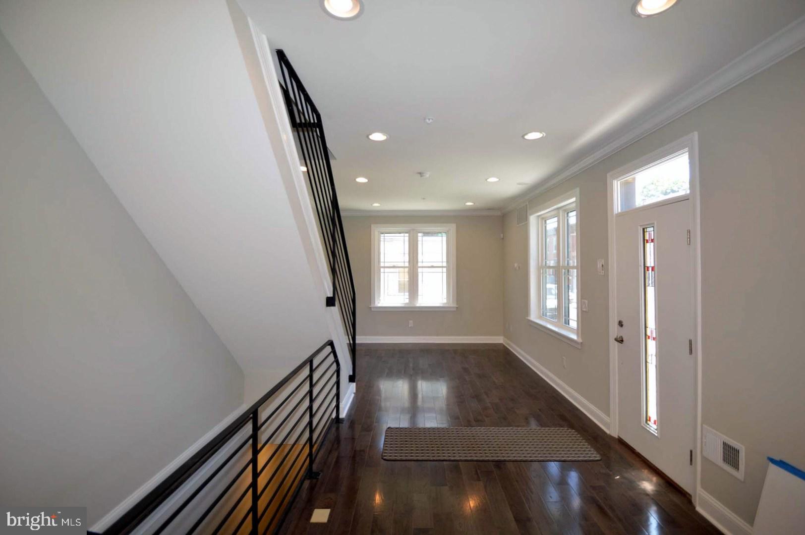 POINT BREEZE - Residential Lease