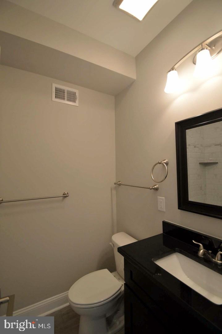 POINT BREEZE - Residential Lease