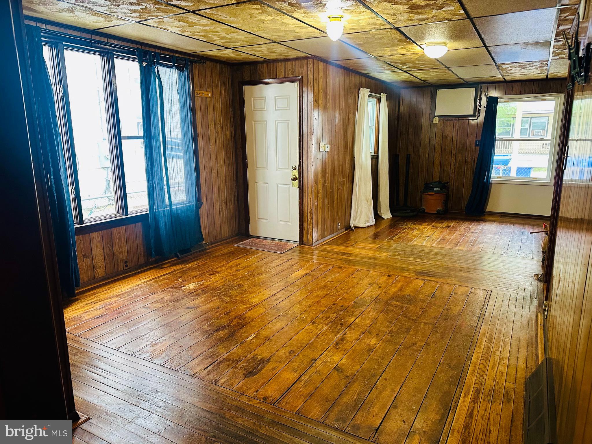 315 S 3RD STREET