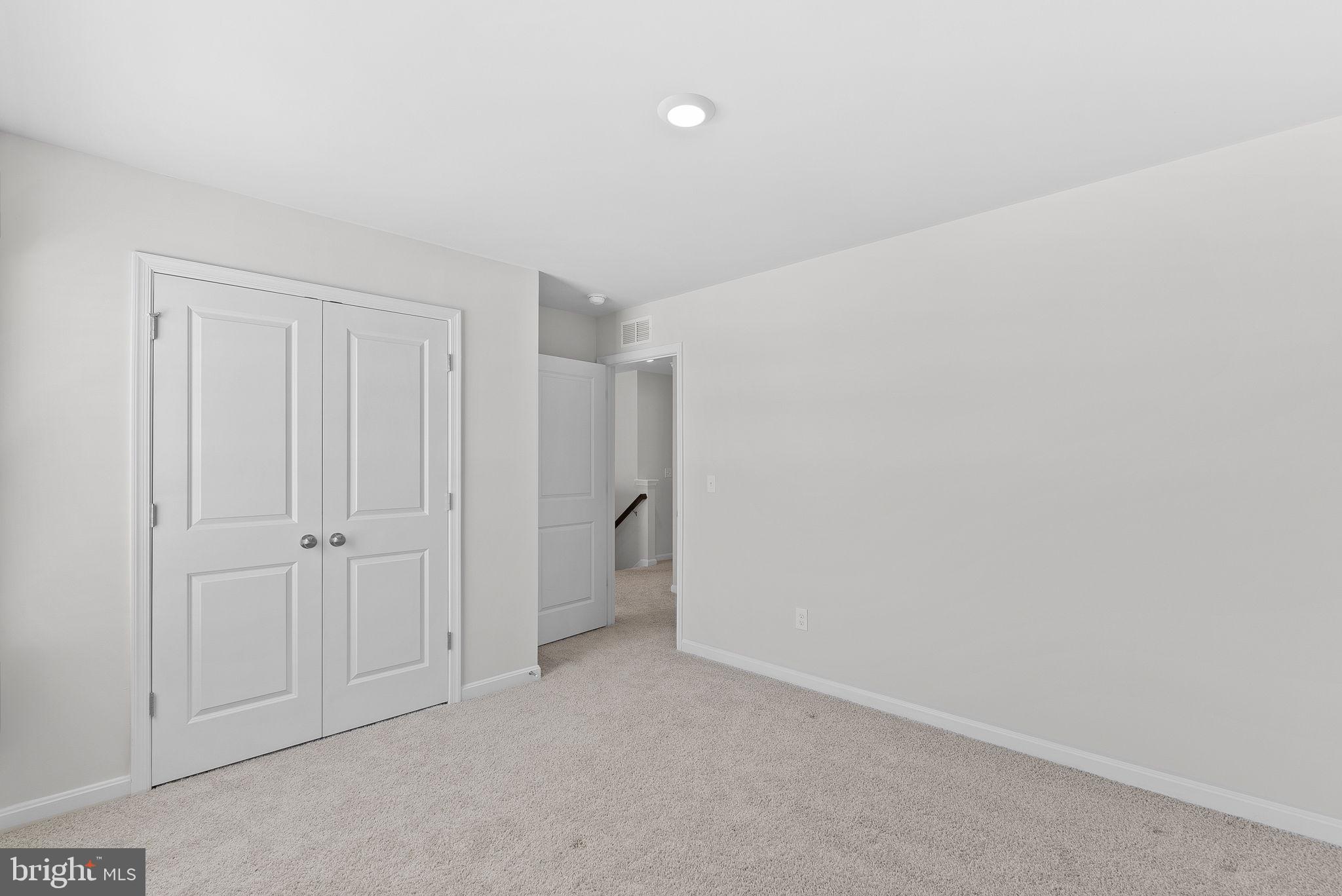 SHENANDOAH CROSSING - Residential