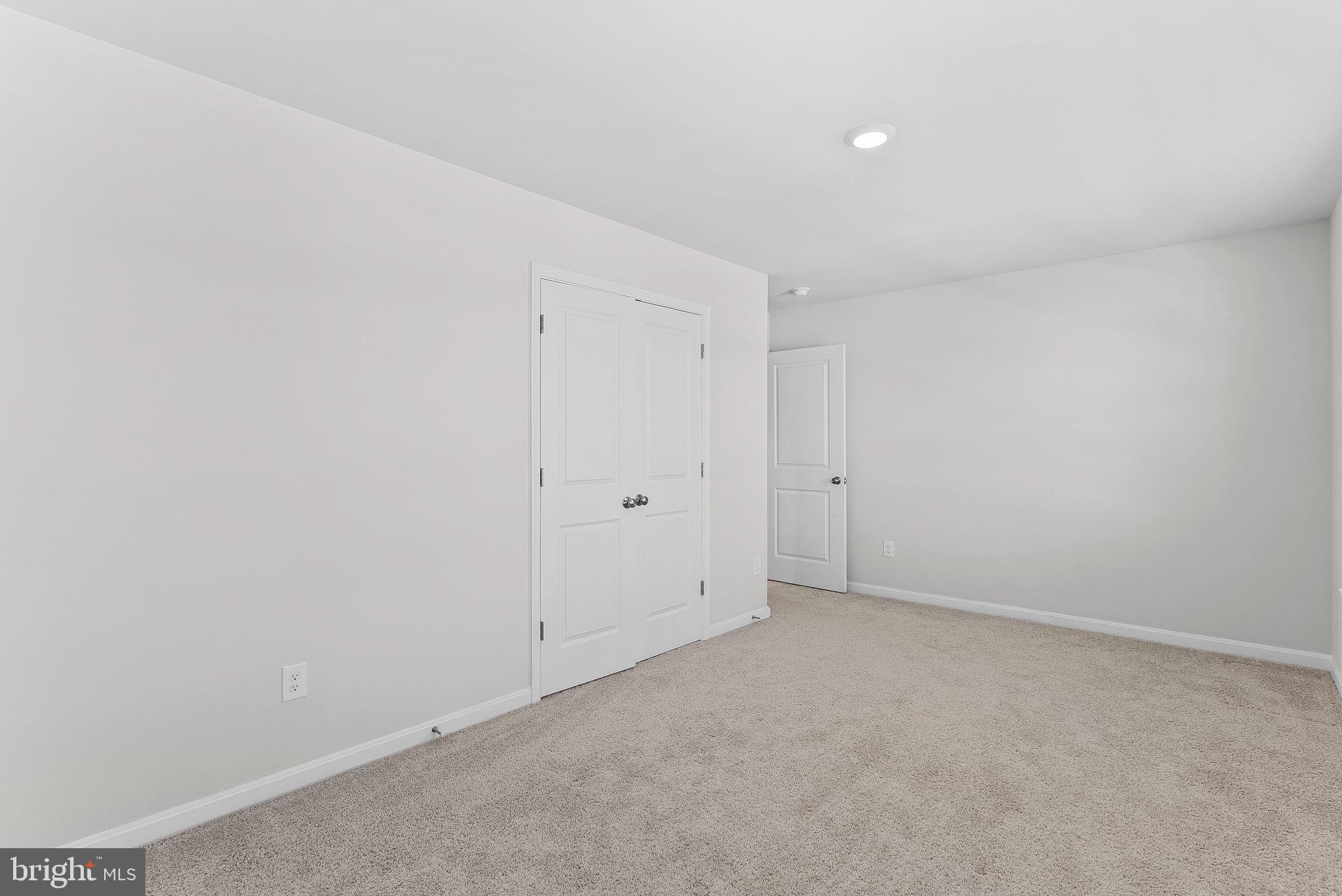 SHENANDOAH CROSSING - Residential