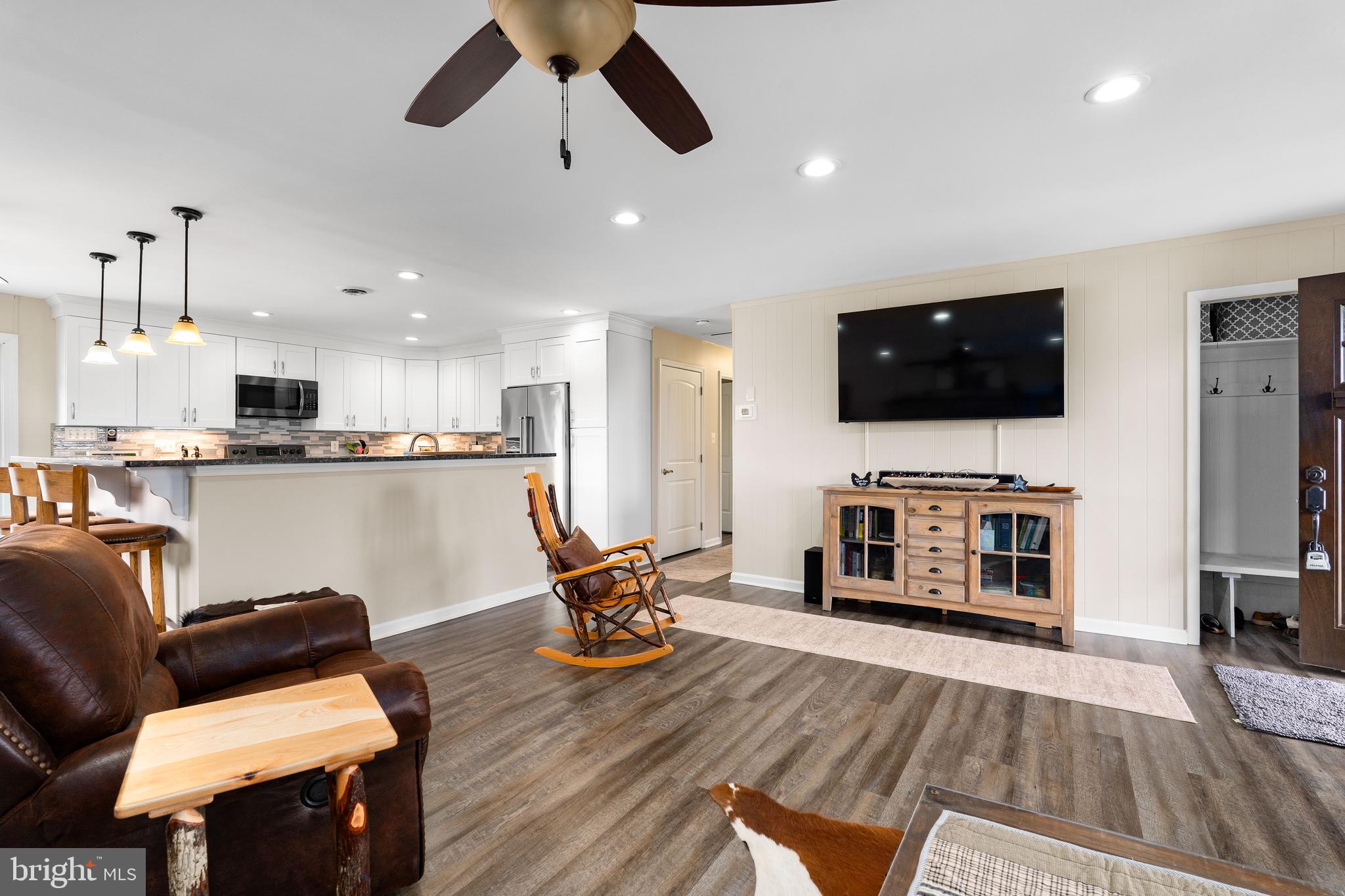 OLD FORT FARM ESTATES - Residential