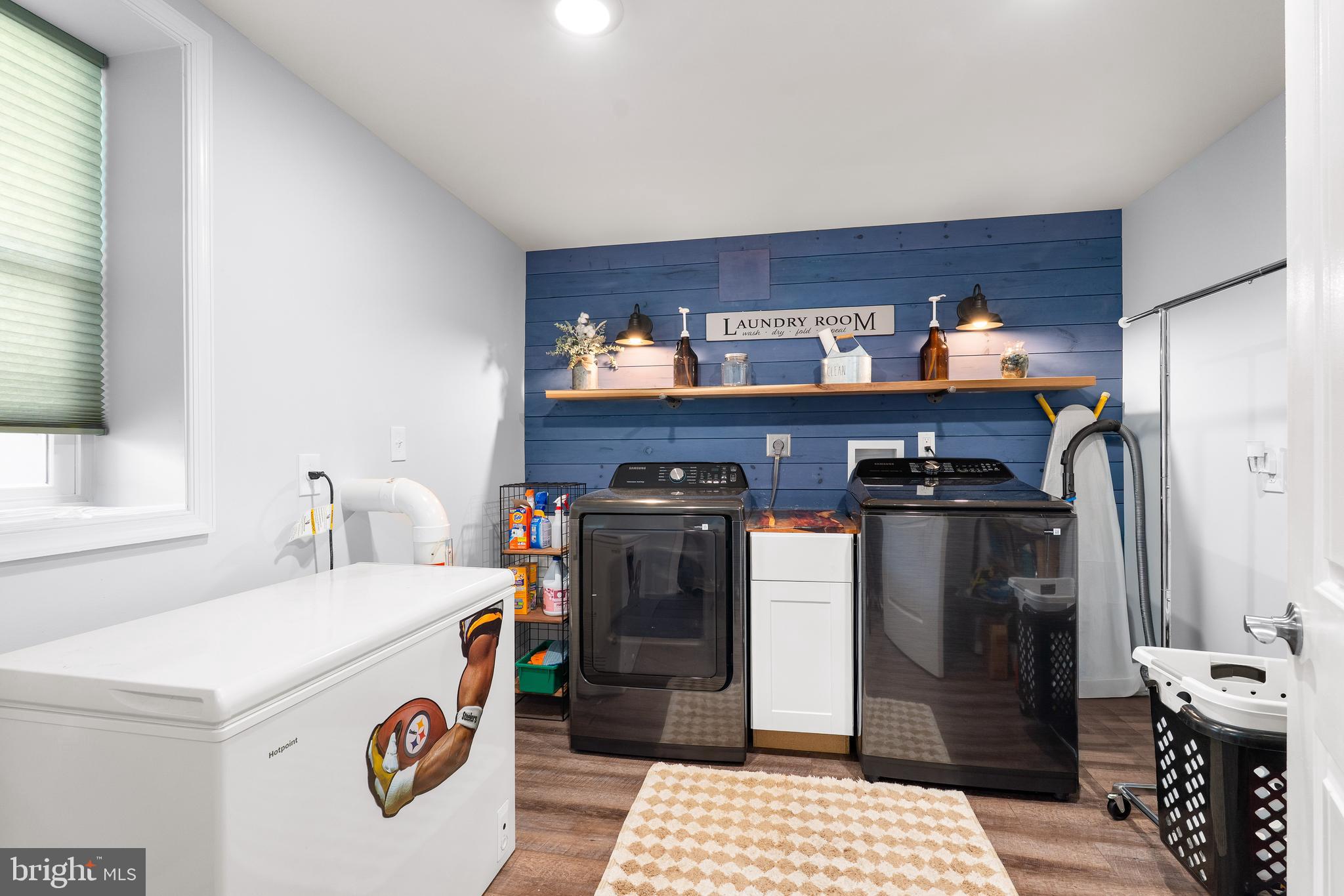 OLD FORT FARM ESTATES - Residential