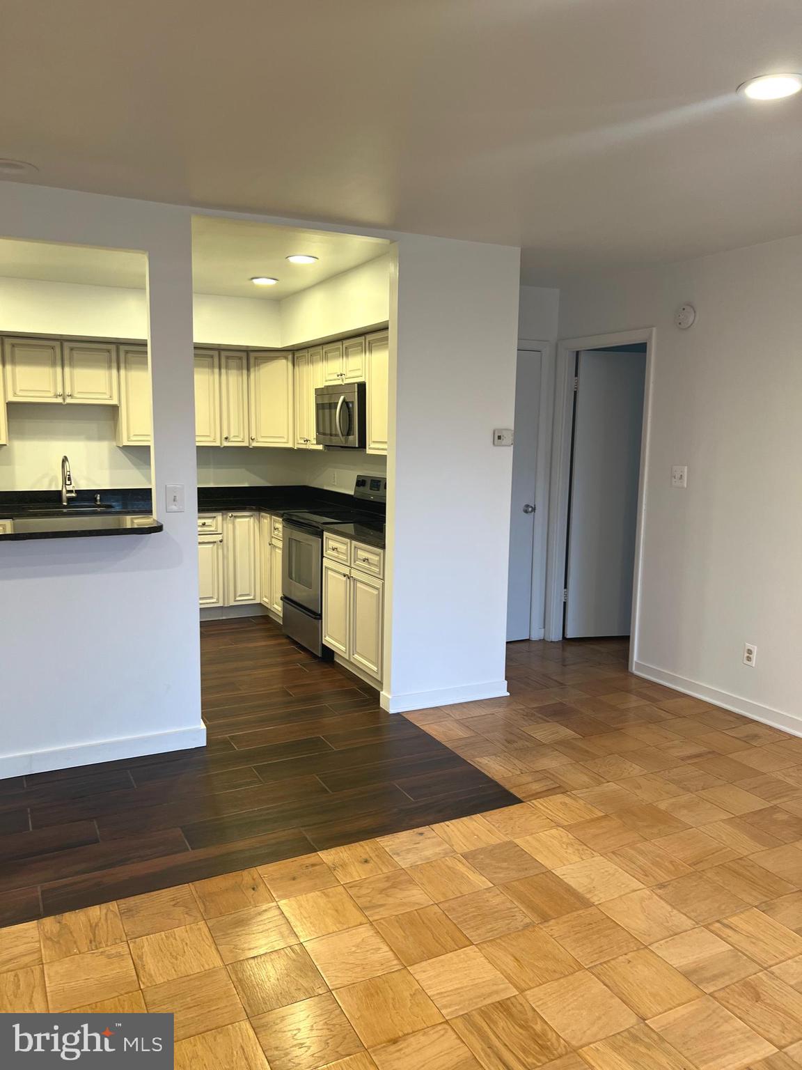 STEVENSON VILLAGE - Residential