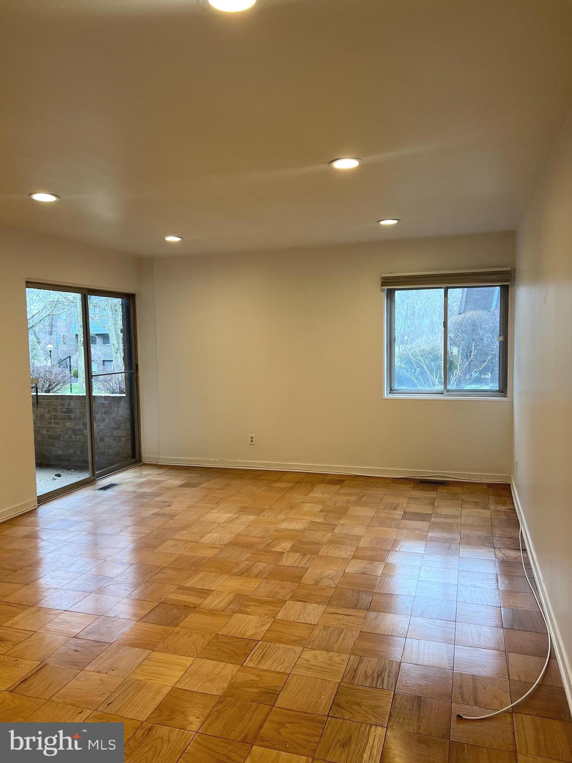 STEVENSON VILLAGE - Residential