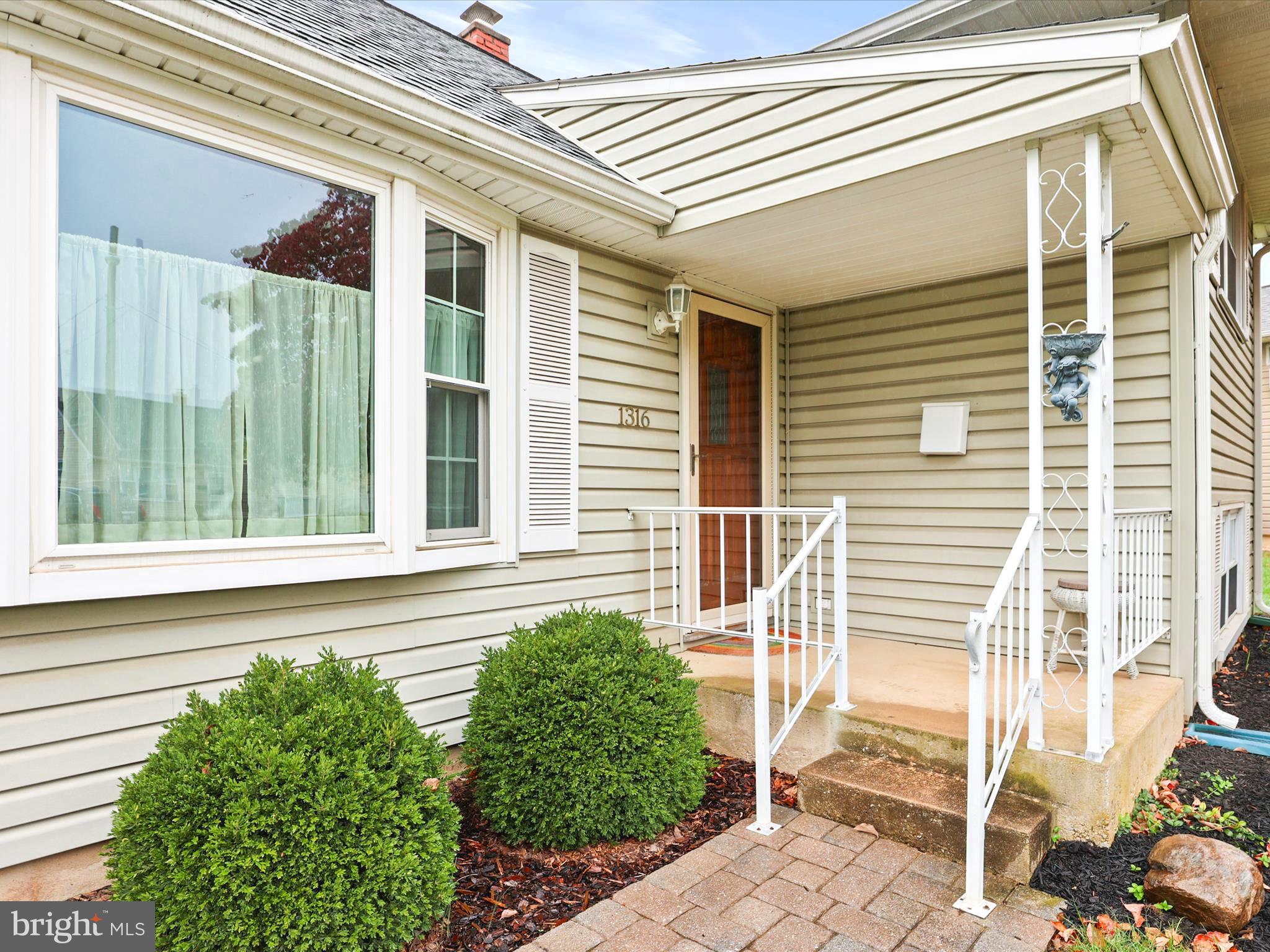 1316 LIVINGSTON ROAD