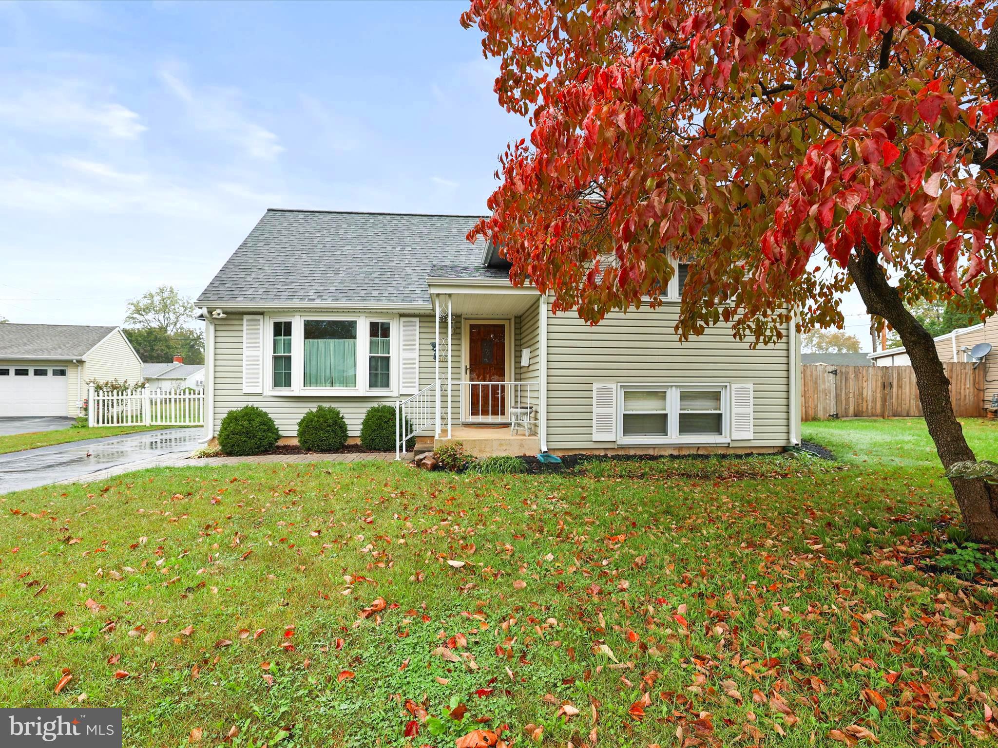1316 LIVINGSTON ROAD