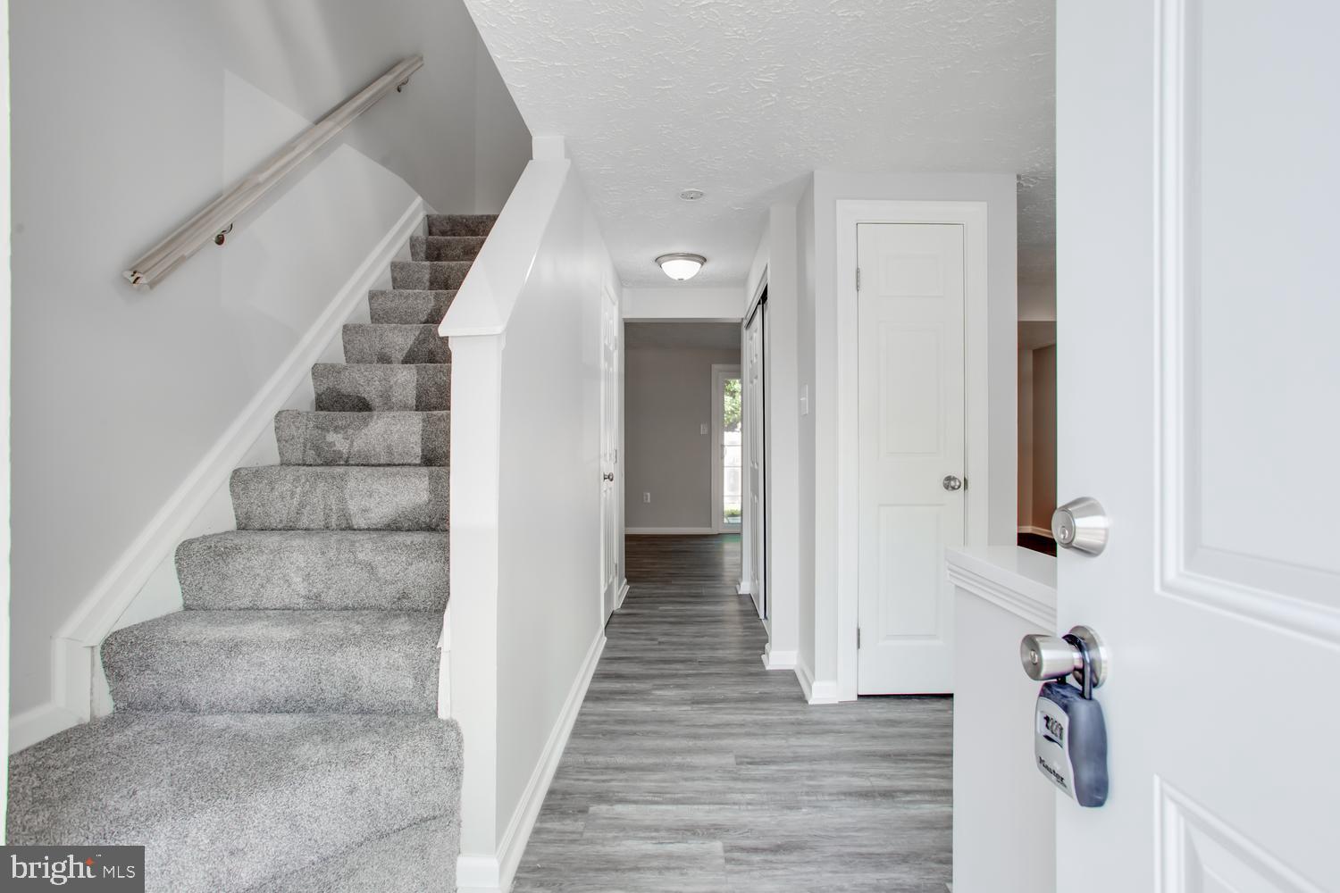 1557 PIN OAK DRIVE