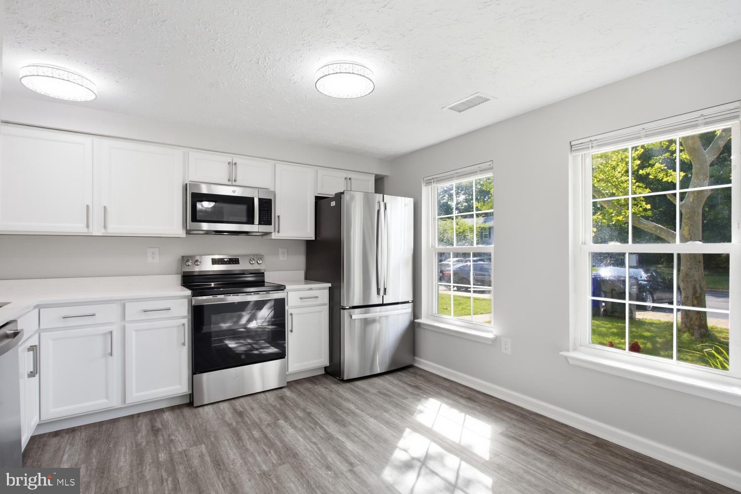 1557 PIN OAK DRIVE