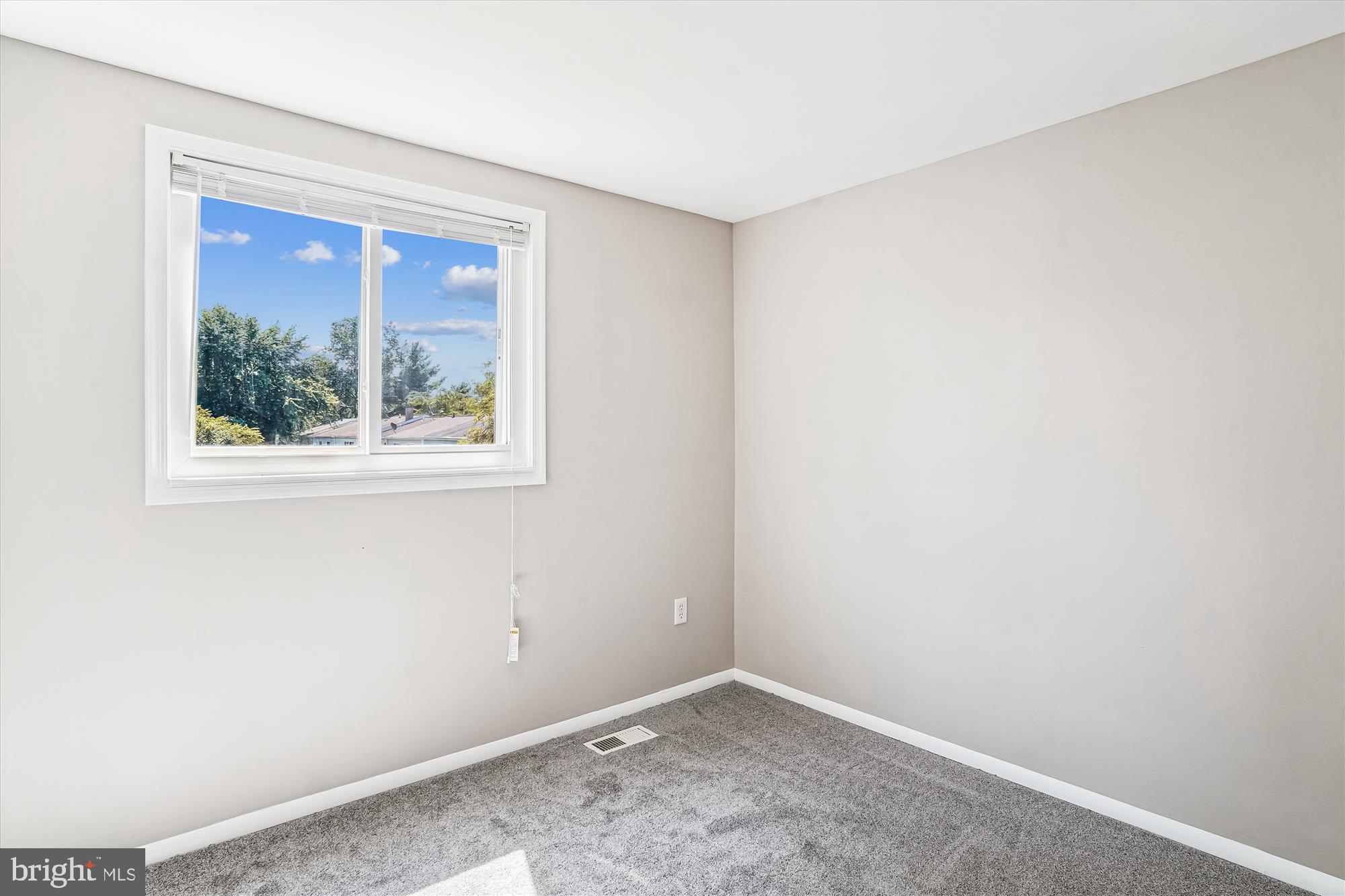 AMBER MEADOWS - Residential