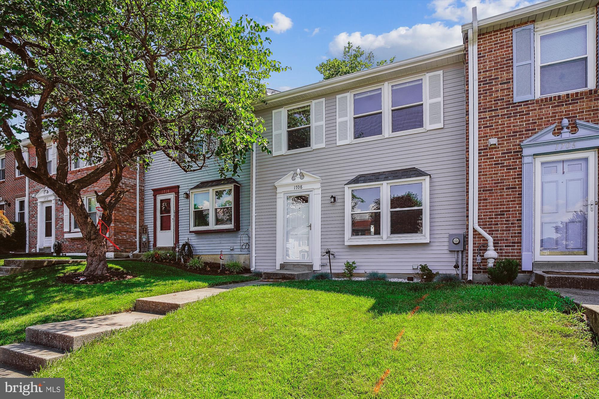 AMBER MEADOWS - Residential