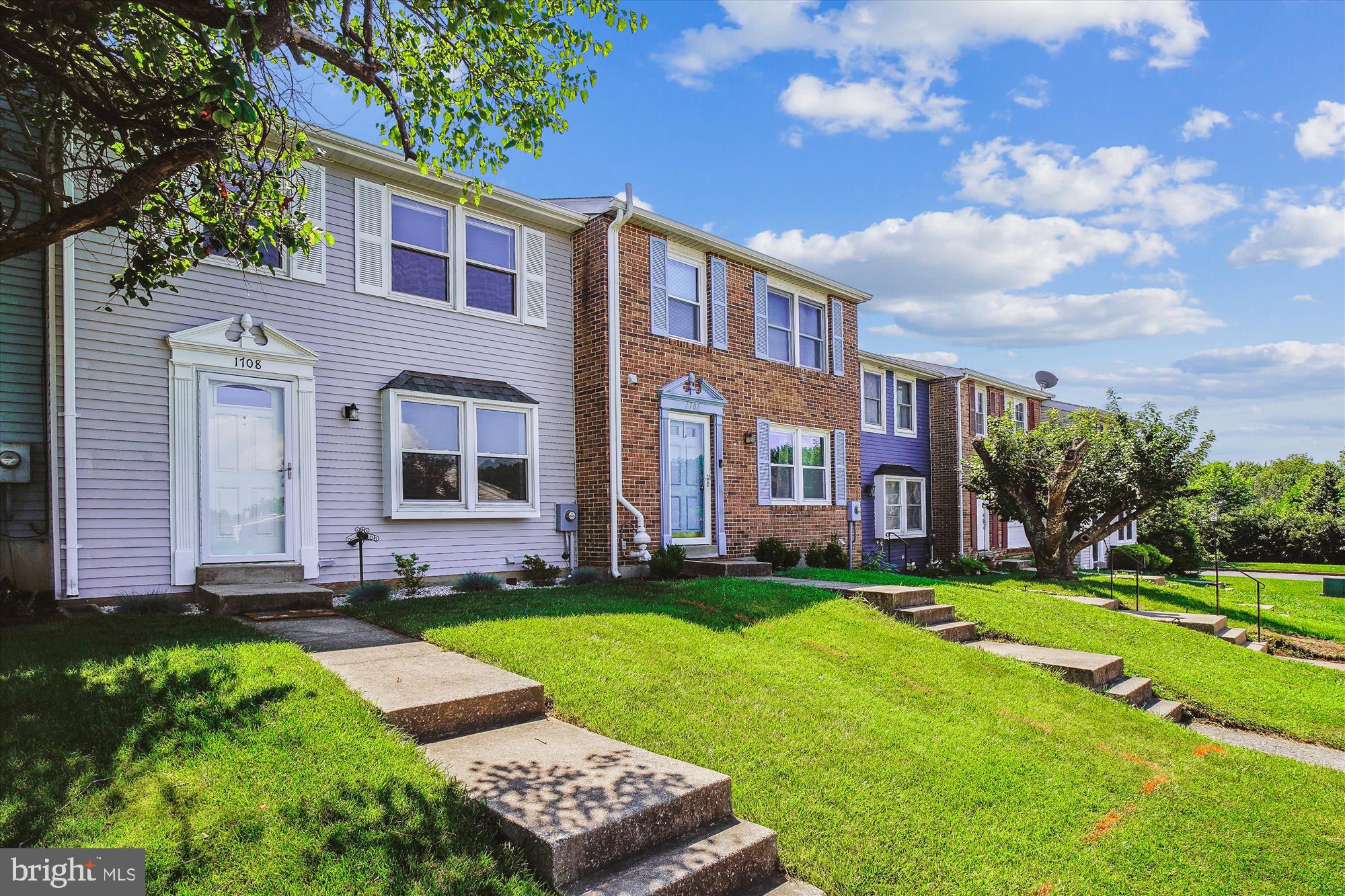 AMBER MEADOWS - Residential