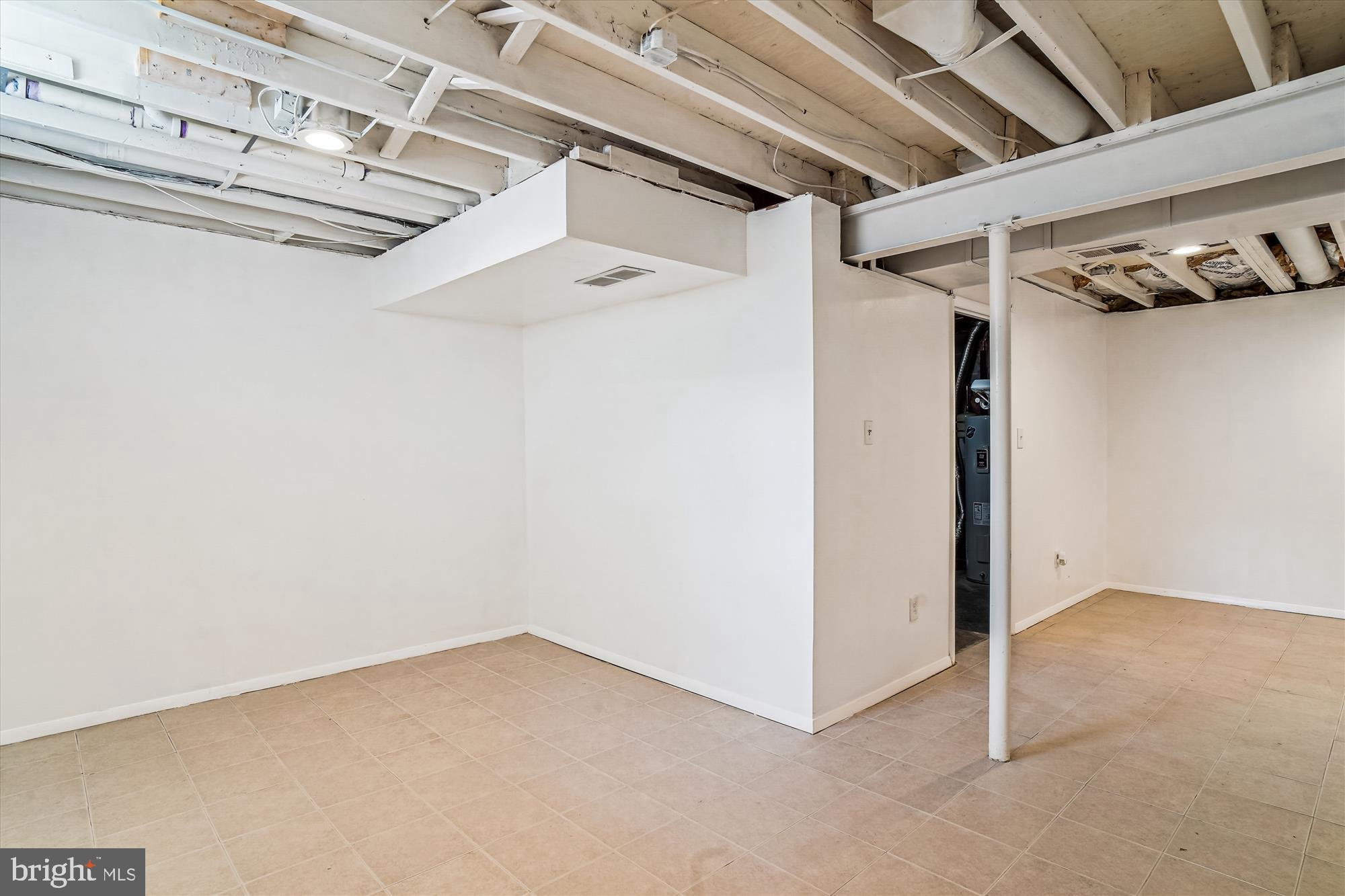 AMBER MEADOWS - Residential