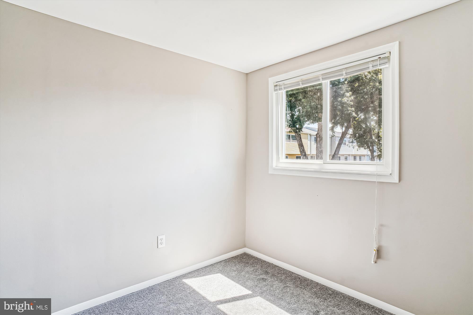 AMBER MEADOWS - Residential