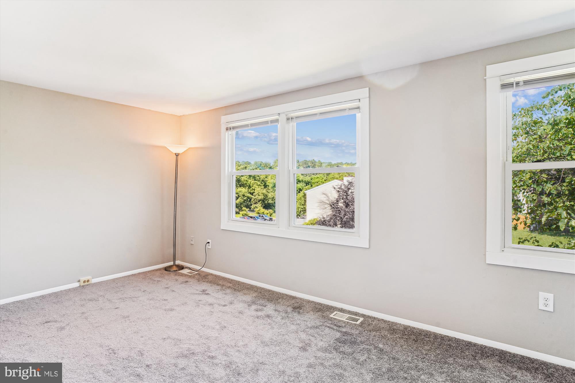 AMBER MEADOWS - Residential