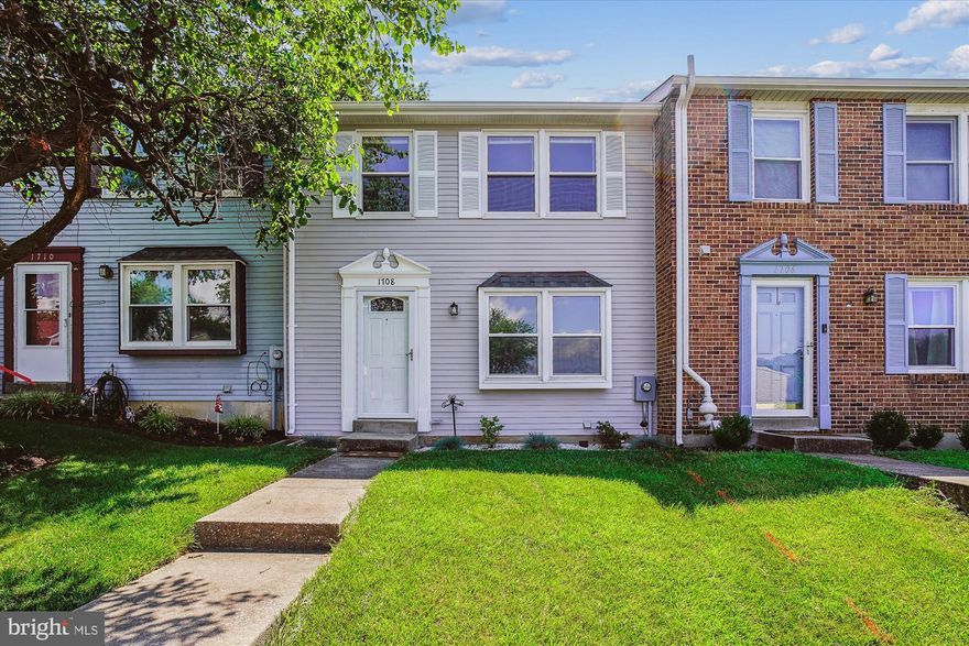 Tastefully Updated from Top to Bottom — Just Pack Your Bags and Move Right In!
Welcome to this beautifully updated townhouse, where style meets comfort. Freshly painted throughout and featuring luxury vinyl plank flooring on the main level with brand-new carpet upstairs, this home is move-in ready and waiting for you.
Step into the light-filled living room, highlighted by a custom wood plank accent wall that adds warmth and character. Just off the living room, you'll find a thoughtfully updated powder room—perfect for guests.
The spacious country kitchen is a true showstopper, offering stainless steel appliances, granite countertops, a pantry, and a generous dining area ideal for everyday meals or entertaining. Sliding doors lead to your private deck and fully fenced backyard—great for summer cookouts or relaxing evenings.
Upstairs, the large primary suite features an en-suite bath with a walk-in shower accented by stylish tile and Listello detail. Two additional bedrooms and a second updated full bath—with granite-topped vanity and a tub/shower combo—complete the upper level.
The finished lower level adds even more living space, with a cozy family room, a large laundry area (washer and dryer included), an oversized storage closet, and an exposed ceiling for an urban “loft” vibe.
Additional Highlights:
Private deck and fully fenced yard with 6-foot privacy fence
Storage shed
Backs to open common area—no rear neighbors!
Two assigned parking spaces right out front
One block to local park, sports courts etc.
📍 Located in the heart of Frederick, this home offers the perfect blend of modern updates, comfortable living, and everyday convenience.