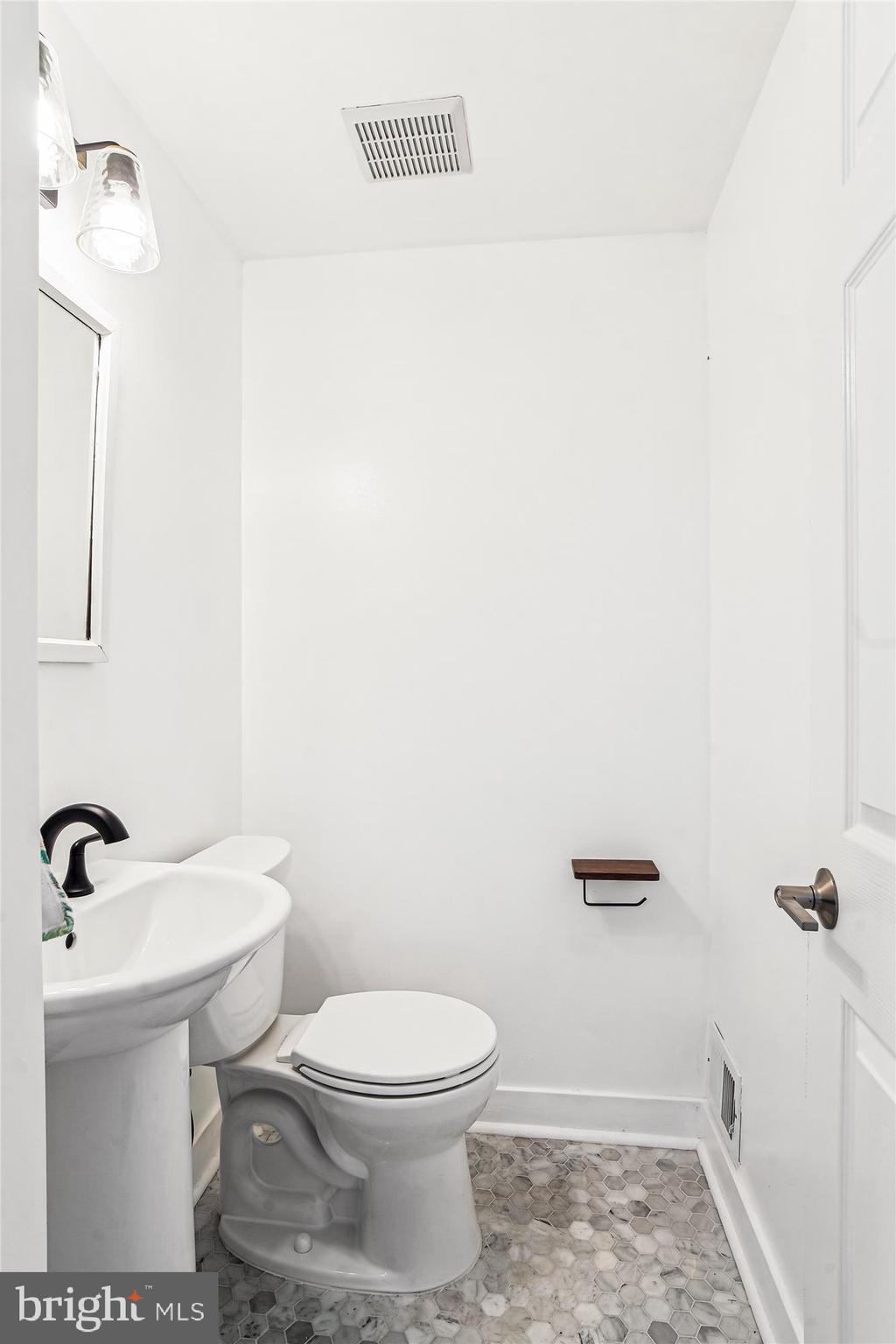 AMBER MEADOWS - Residential