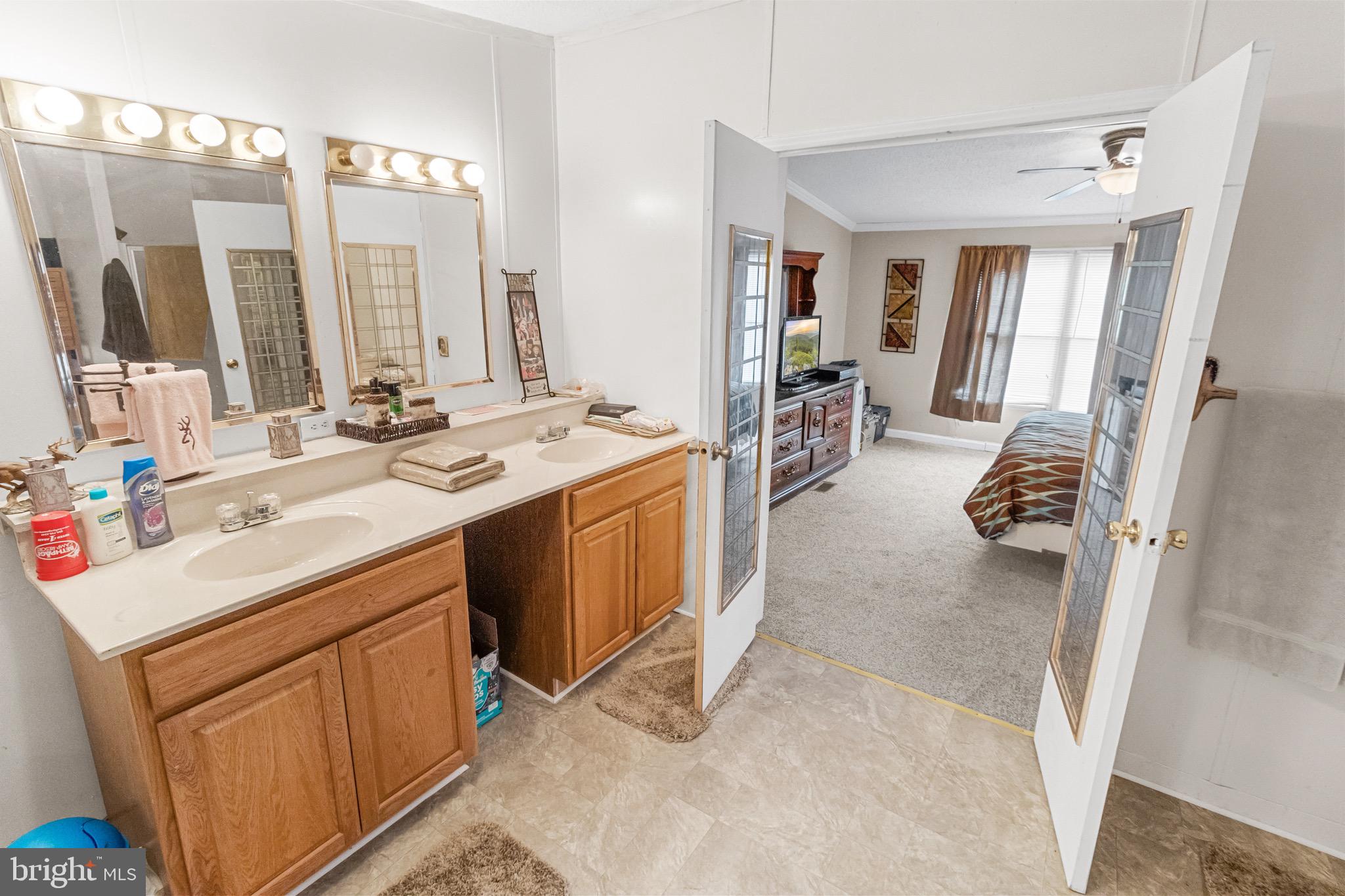 VERA GREEN - Residential