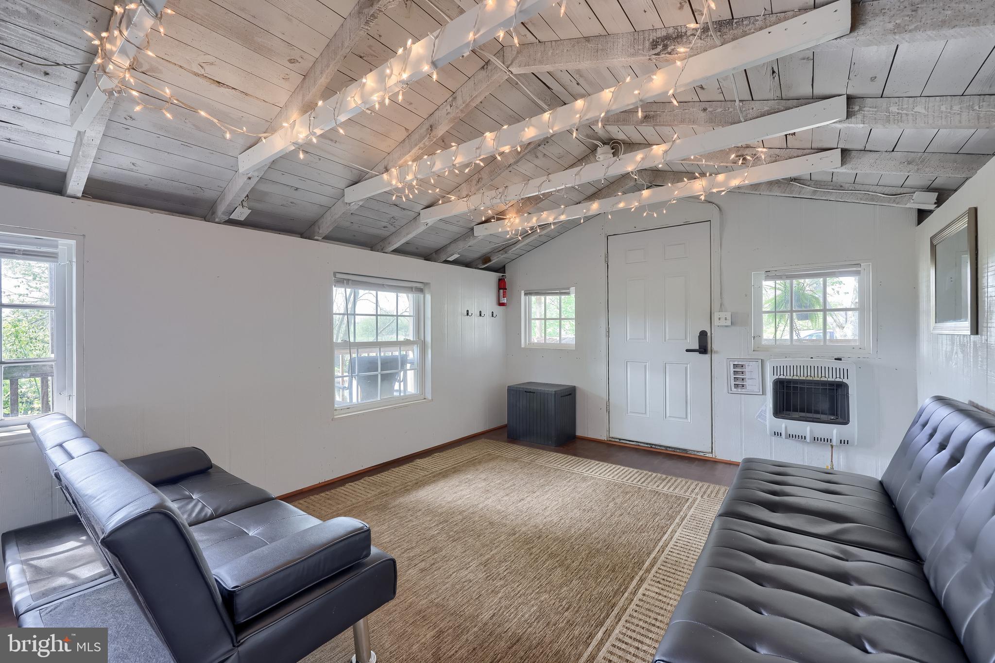 ROTHSVILLE - Residential