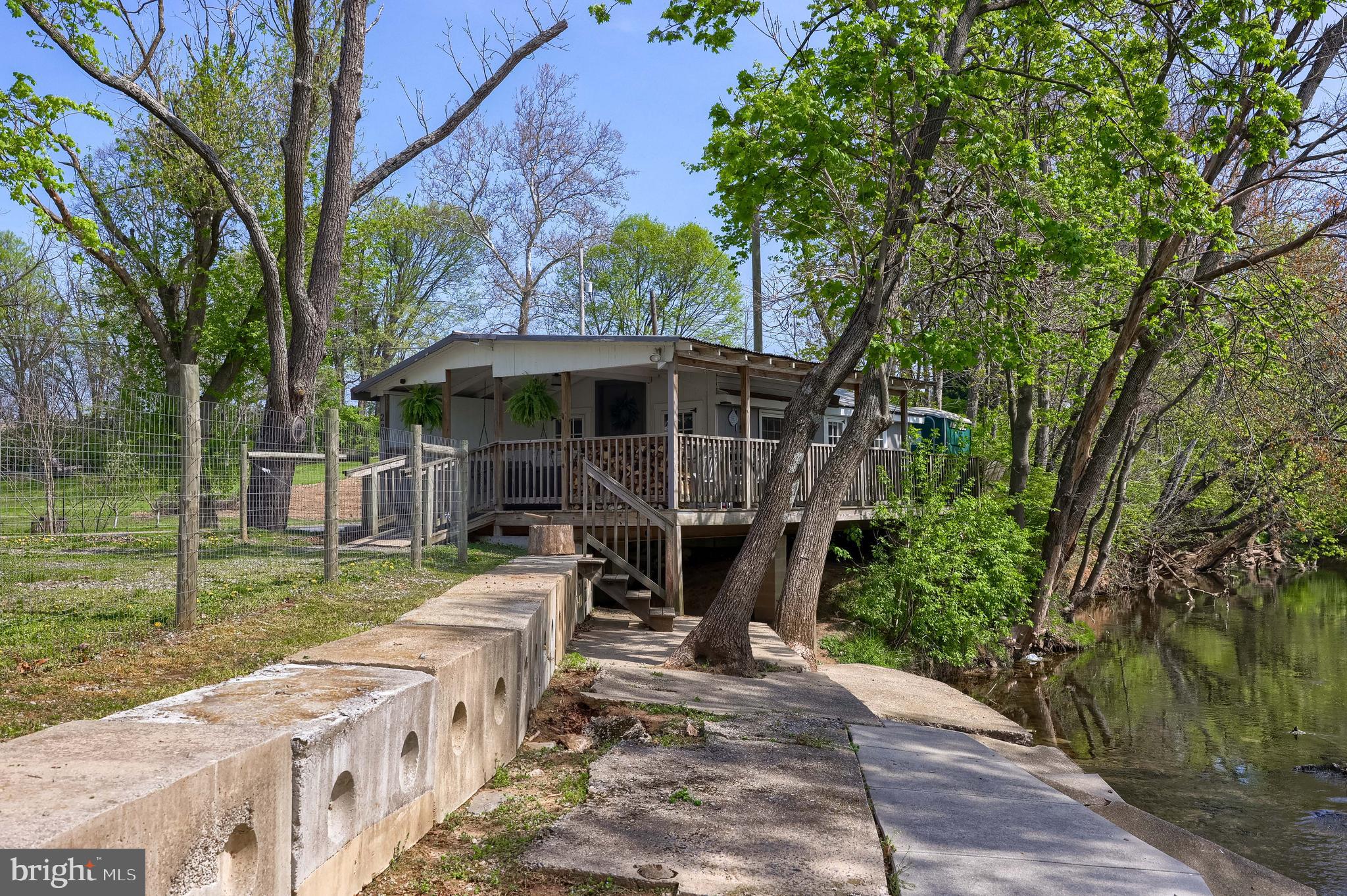 ROTHSVILLE - Residential