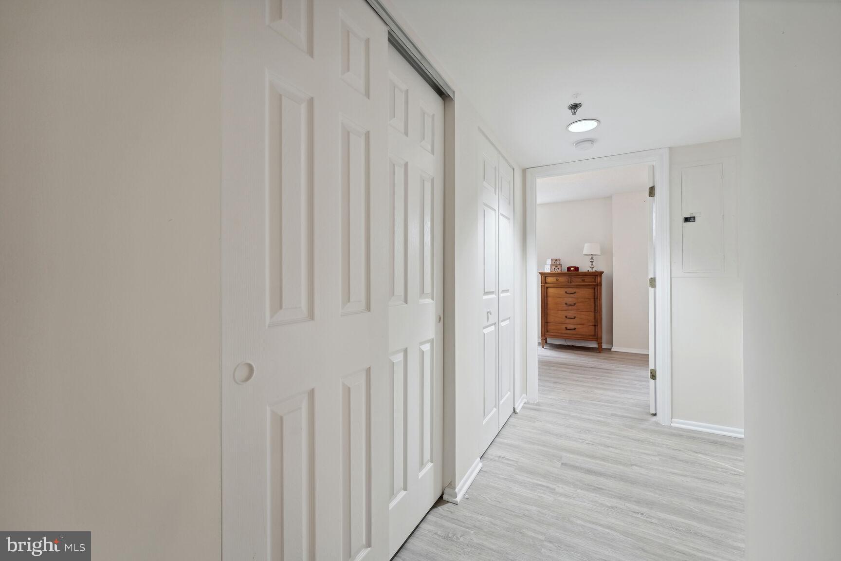 THE JEFFERSON - SUNRISE SENIOR LIVING - Residential