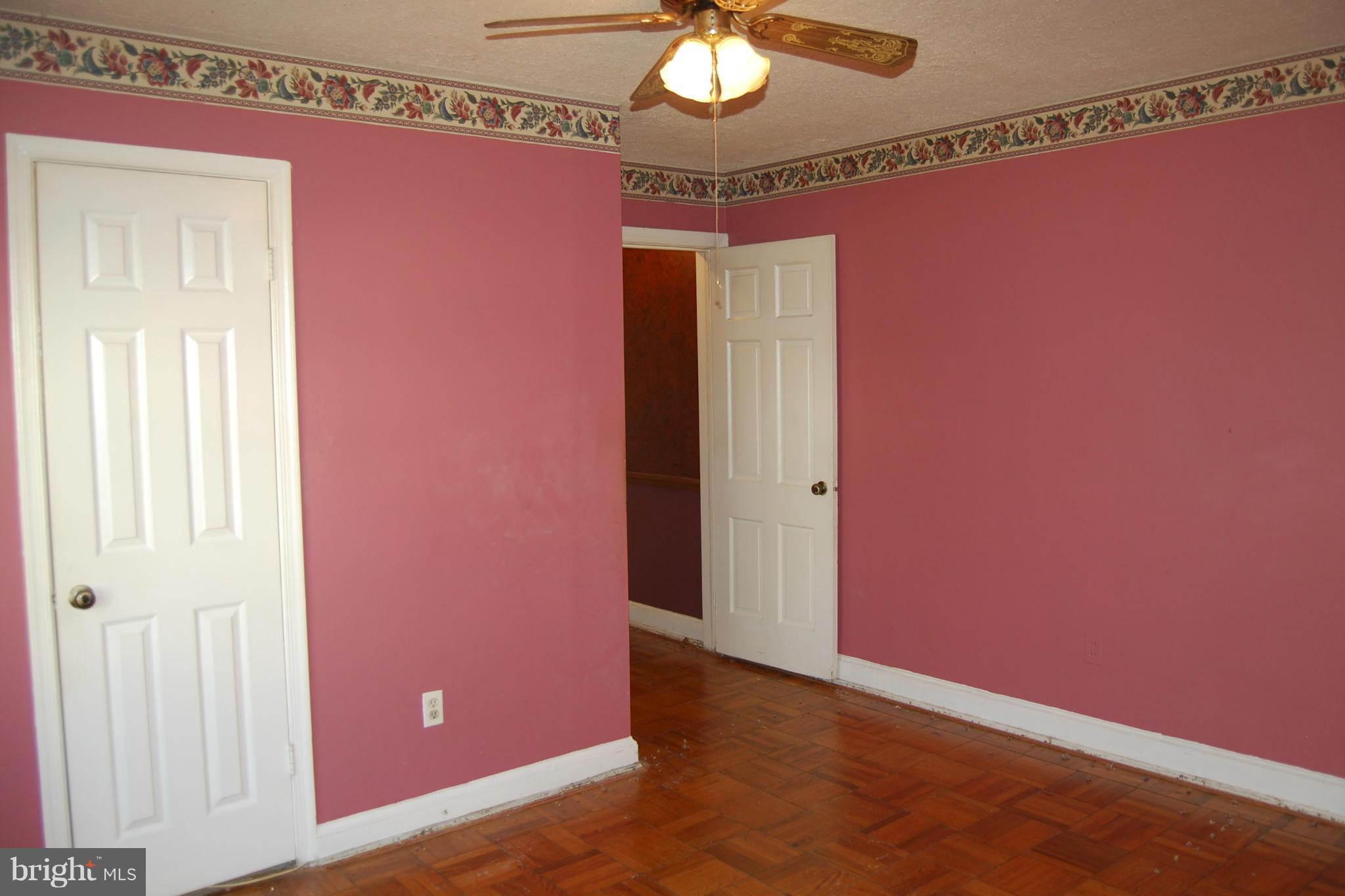 POTOWMACK CROSSING - Residential