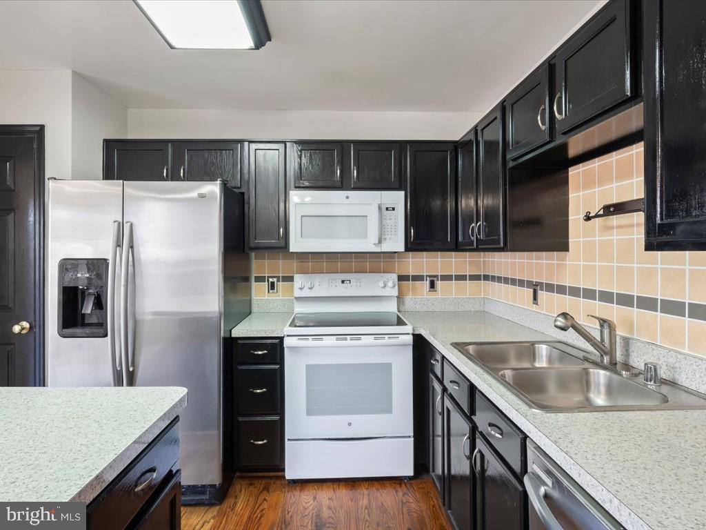 FAIRFIELD (SALEM FIELDS) - Residential