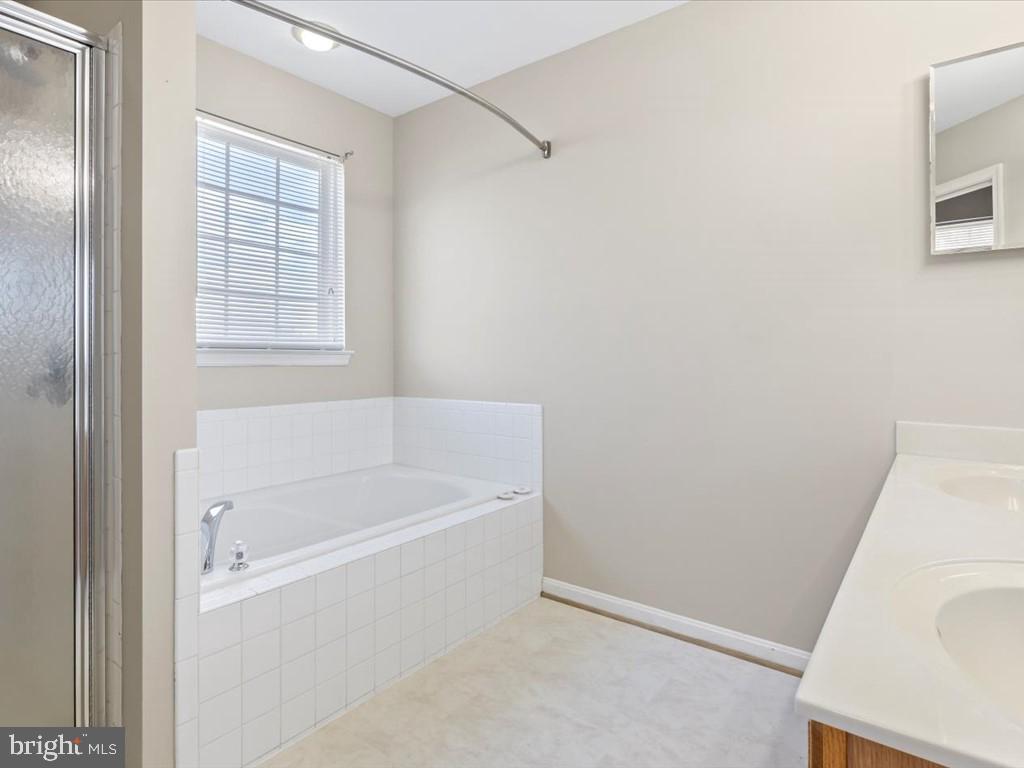 FAIRFIELD (SALEM FIELDS) - Residential