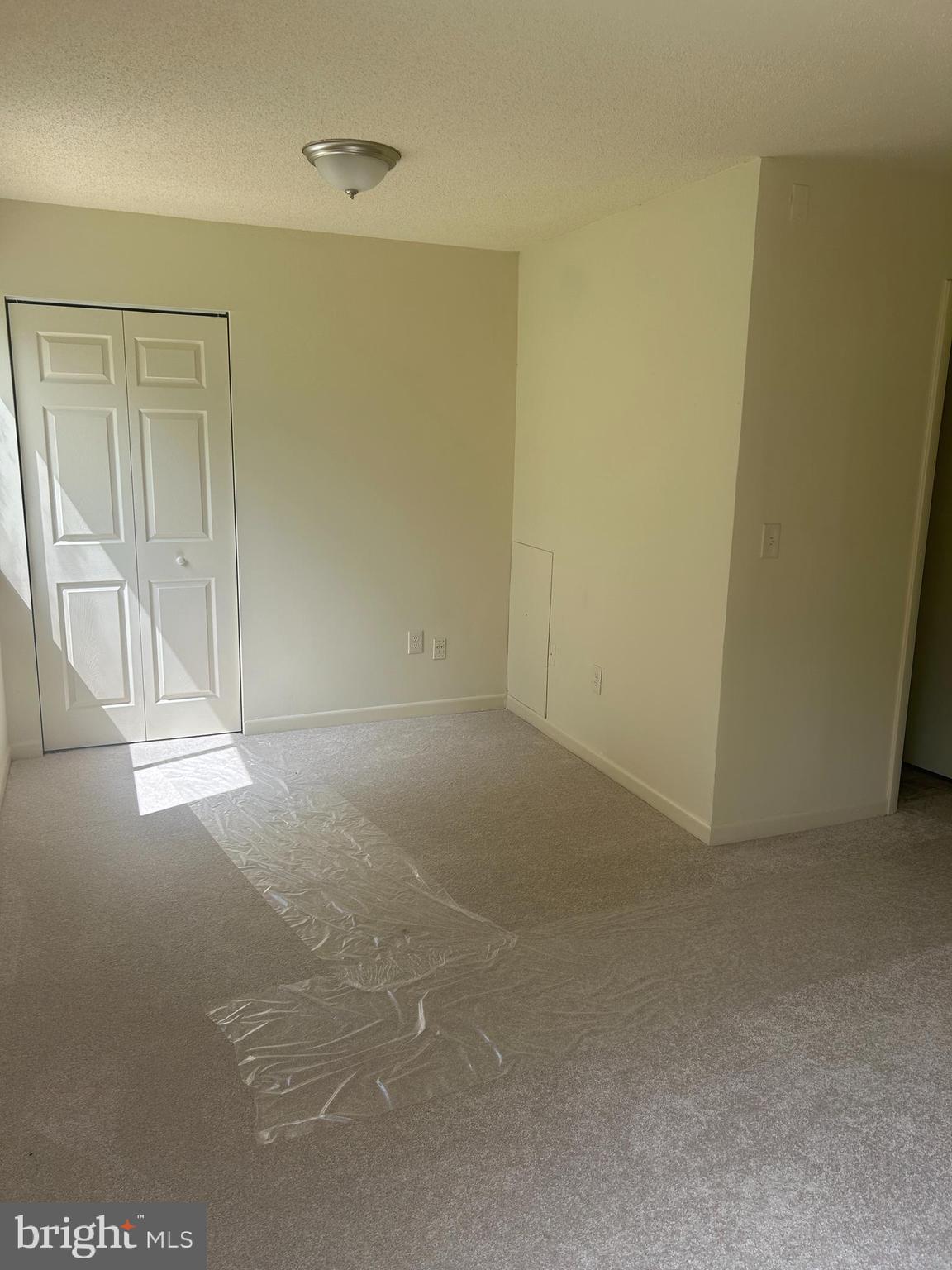 HUNTERS RIDGE - Residential