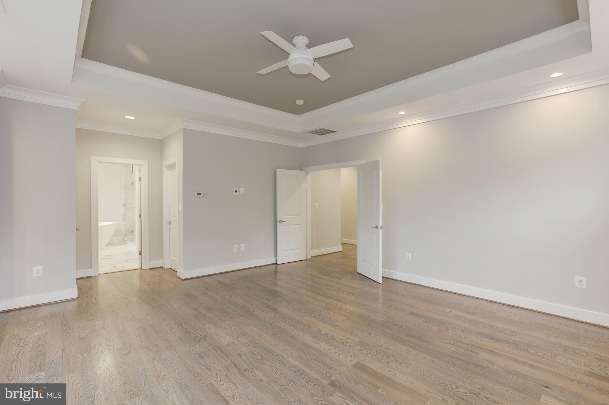 OAK FOREST - Residential