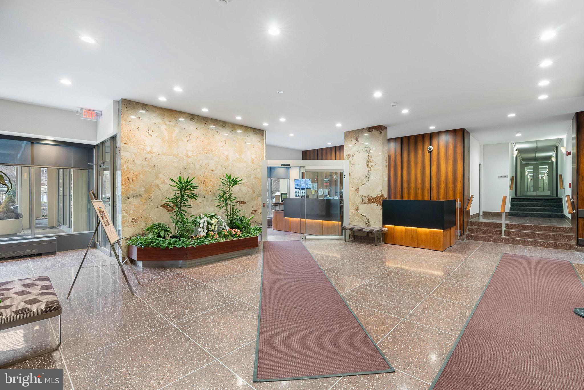 WYNNEFIELD HEIGHTS - Residential