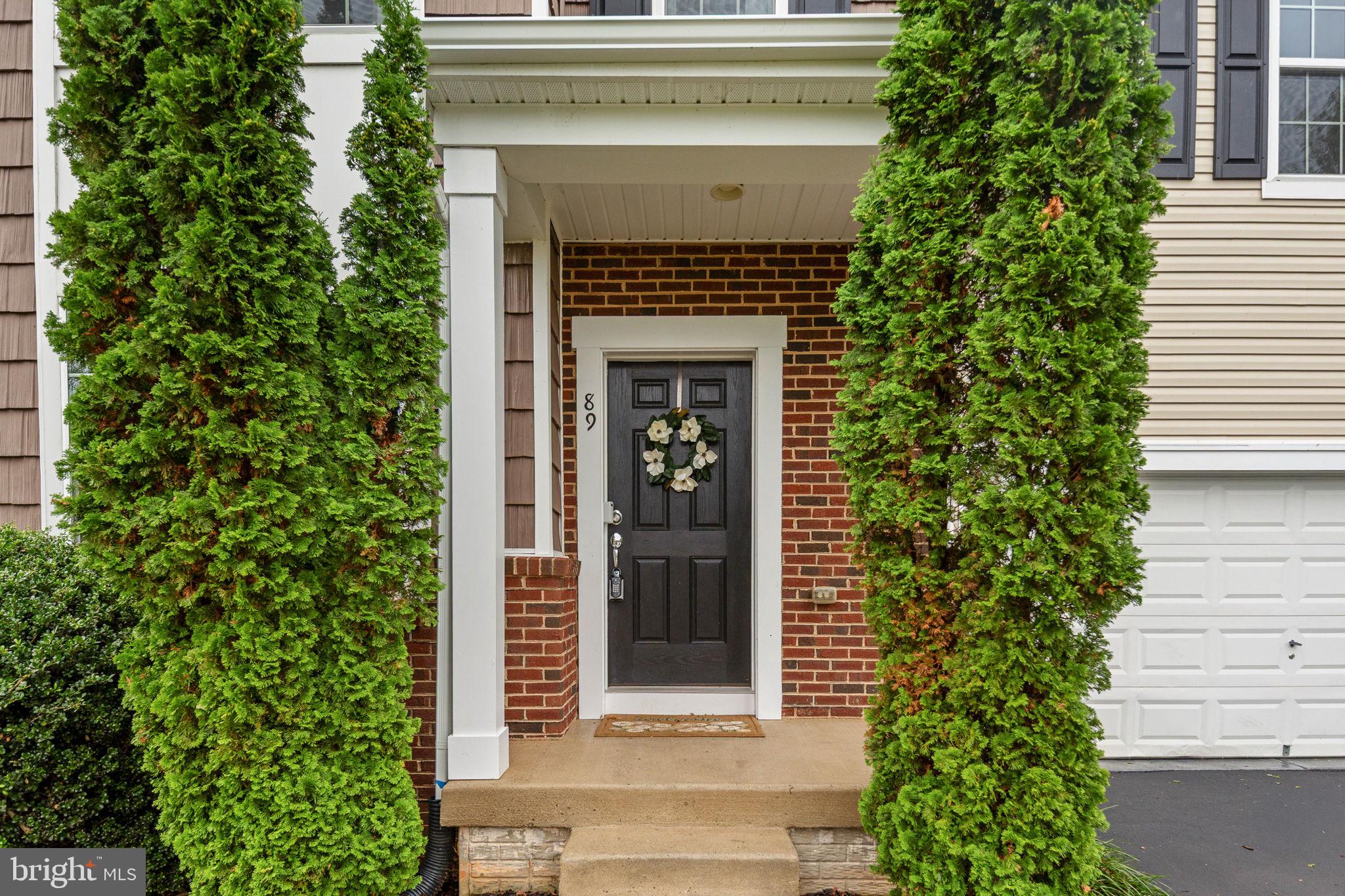 89 CHARTER GATE DRIVE