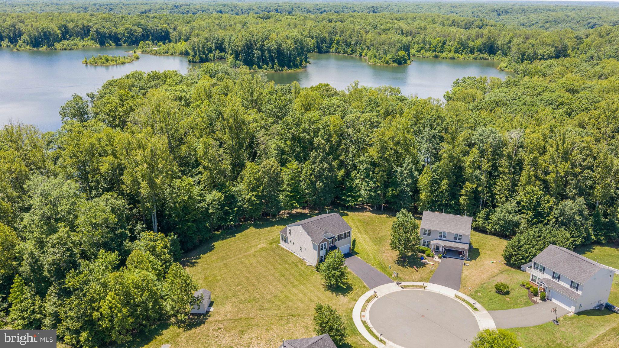 89 CHARTER GATE DRIVE