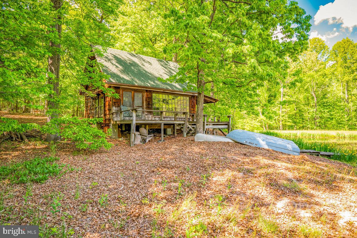 BUCKINGHAM COUNTY - Land