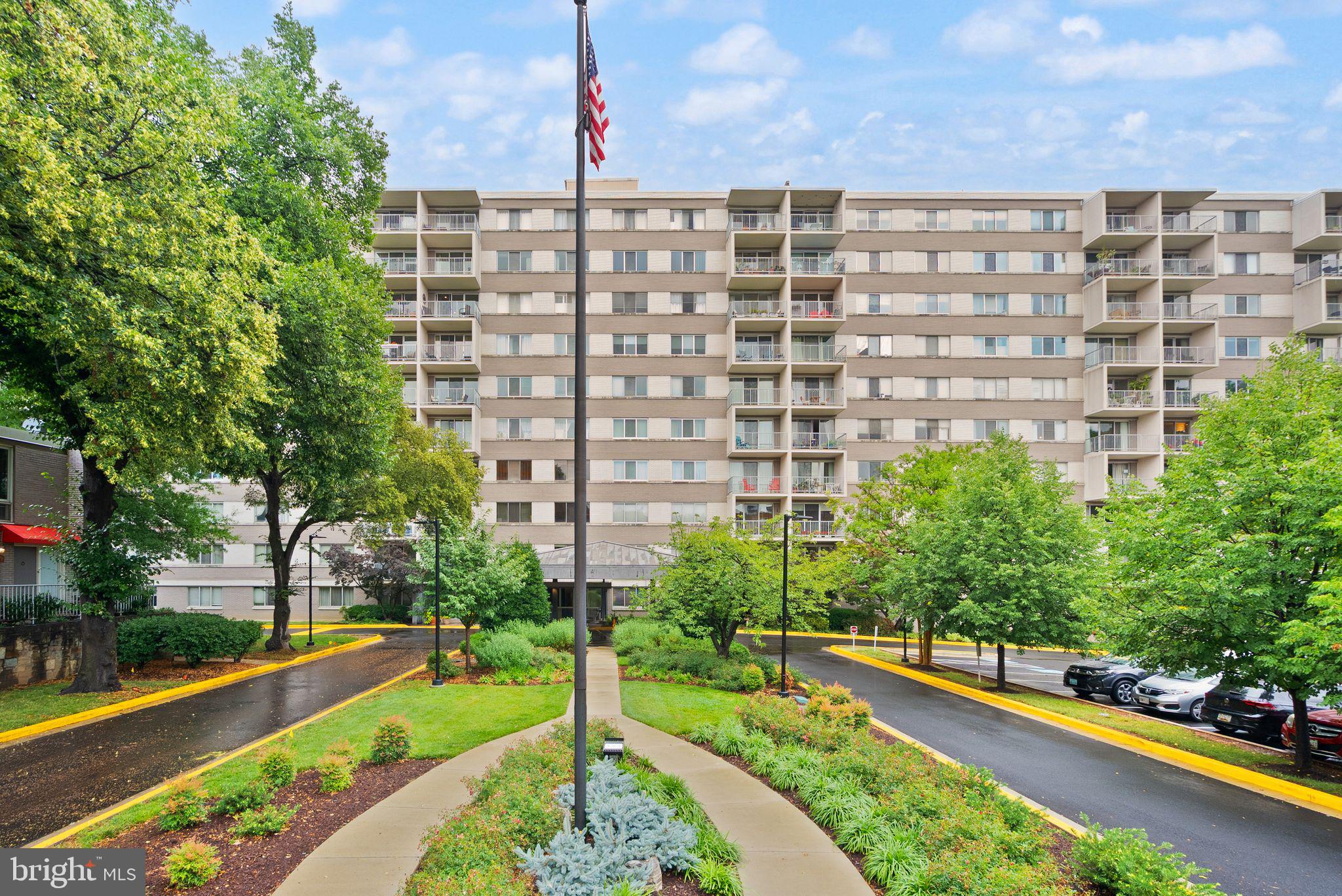 4977 BATTERY LANE 1-711