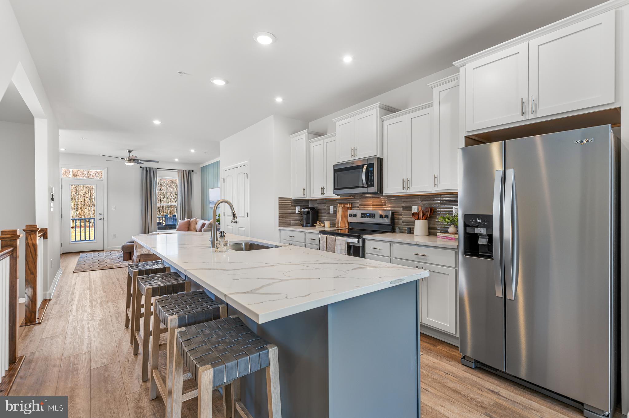 HOLLY OAKS - Residential