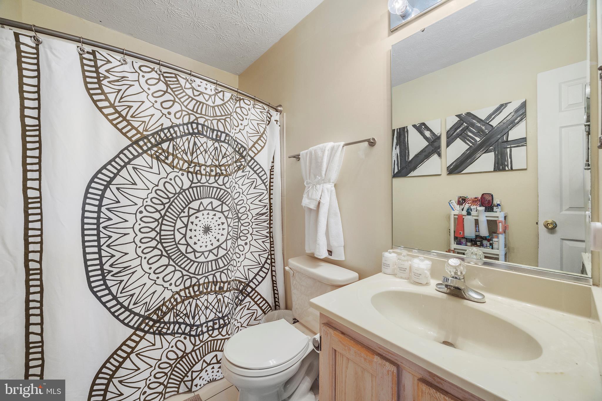 EAST BONIWOOD - Residential Lease