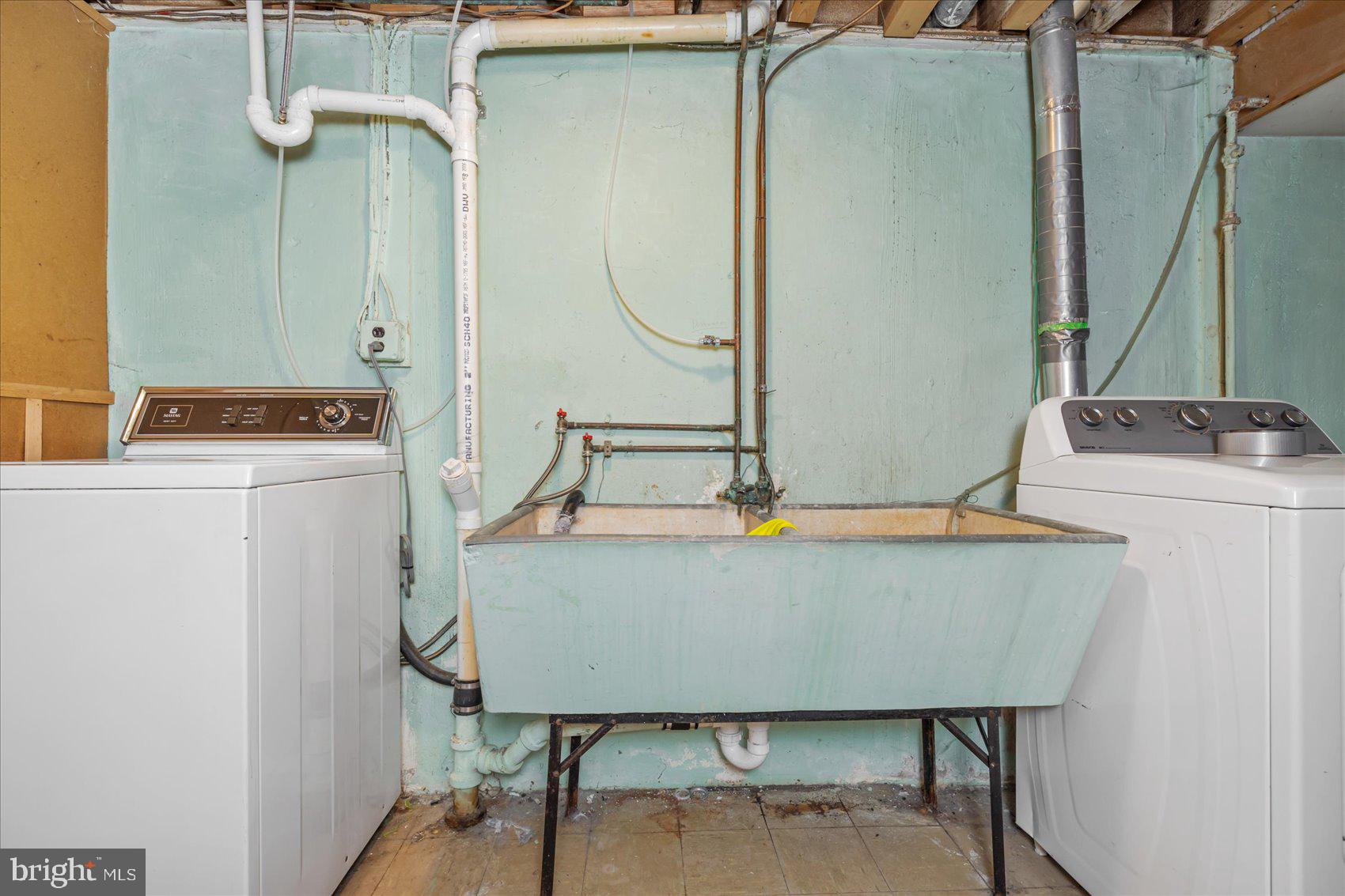 HAVERFORD - Residential