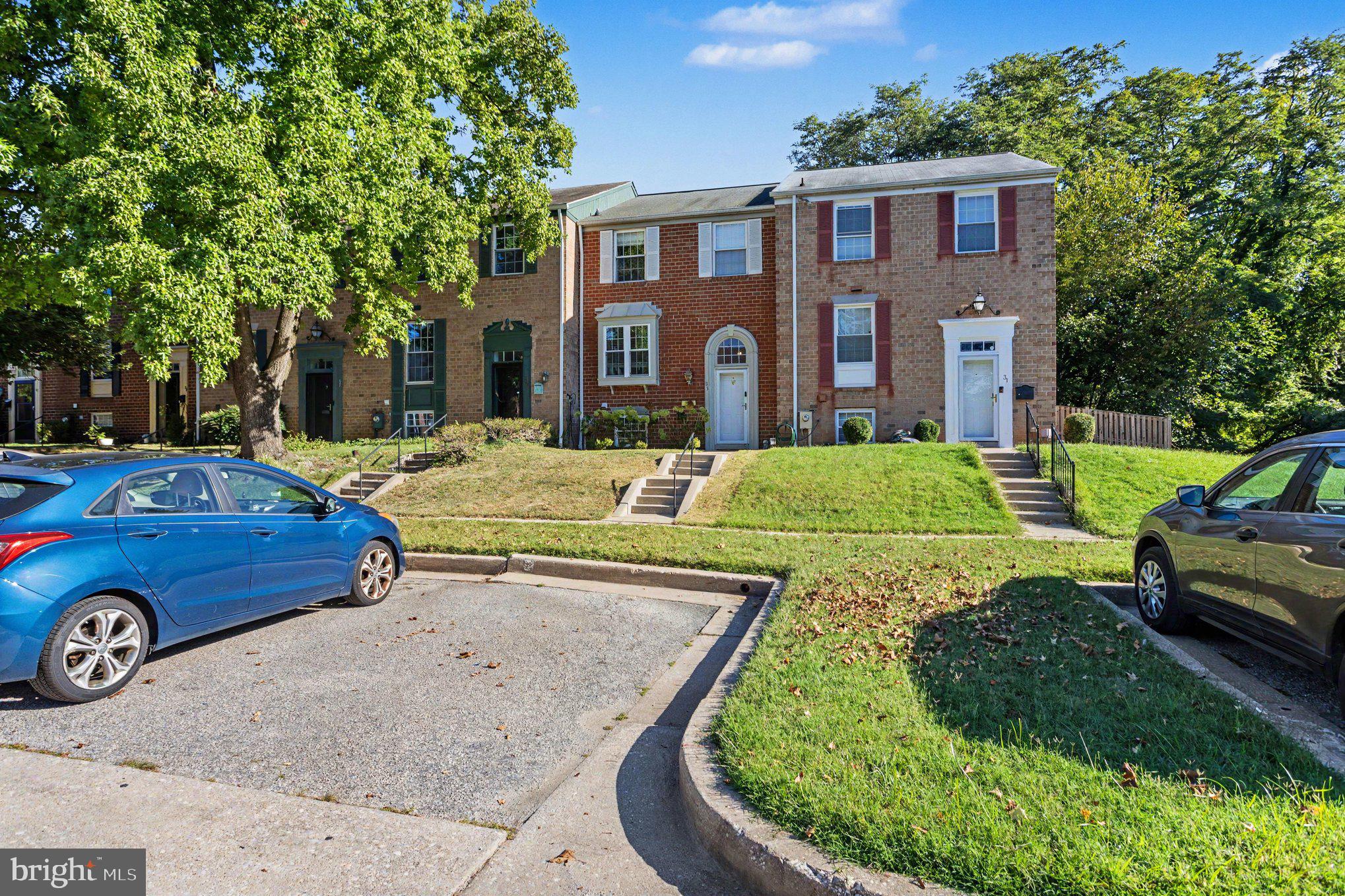 33 BLONDELL COURT