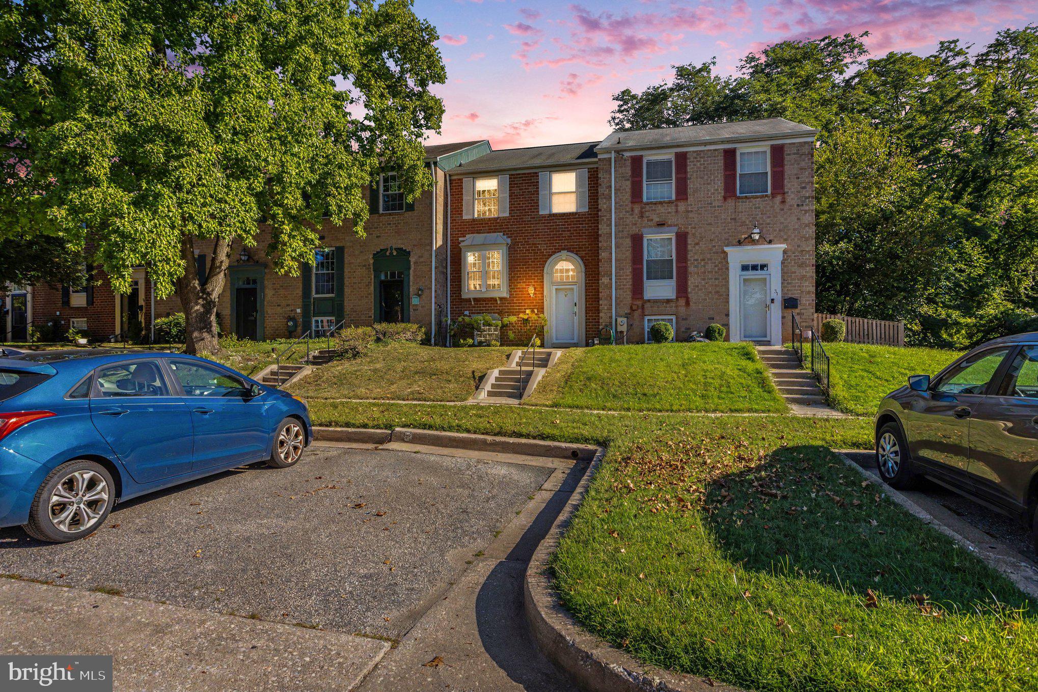 33 BLONDELL COURT