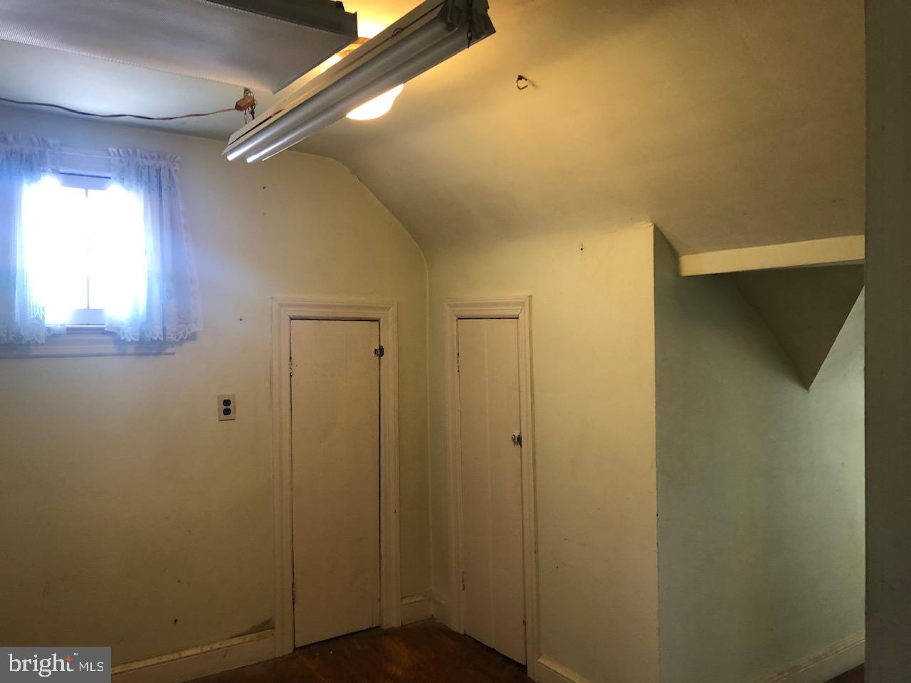 KINGS HIGHWAY - Residential