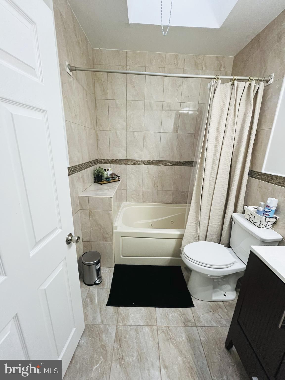 WEST OAK LANE - Residential