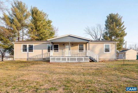 Mobile Home For Sale - 608 5th St St<br/> Rockingham County, GROTTOES, VA 24441