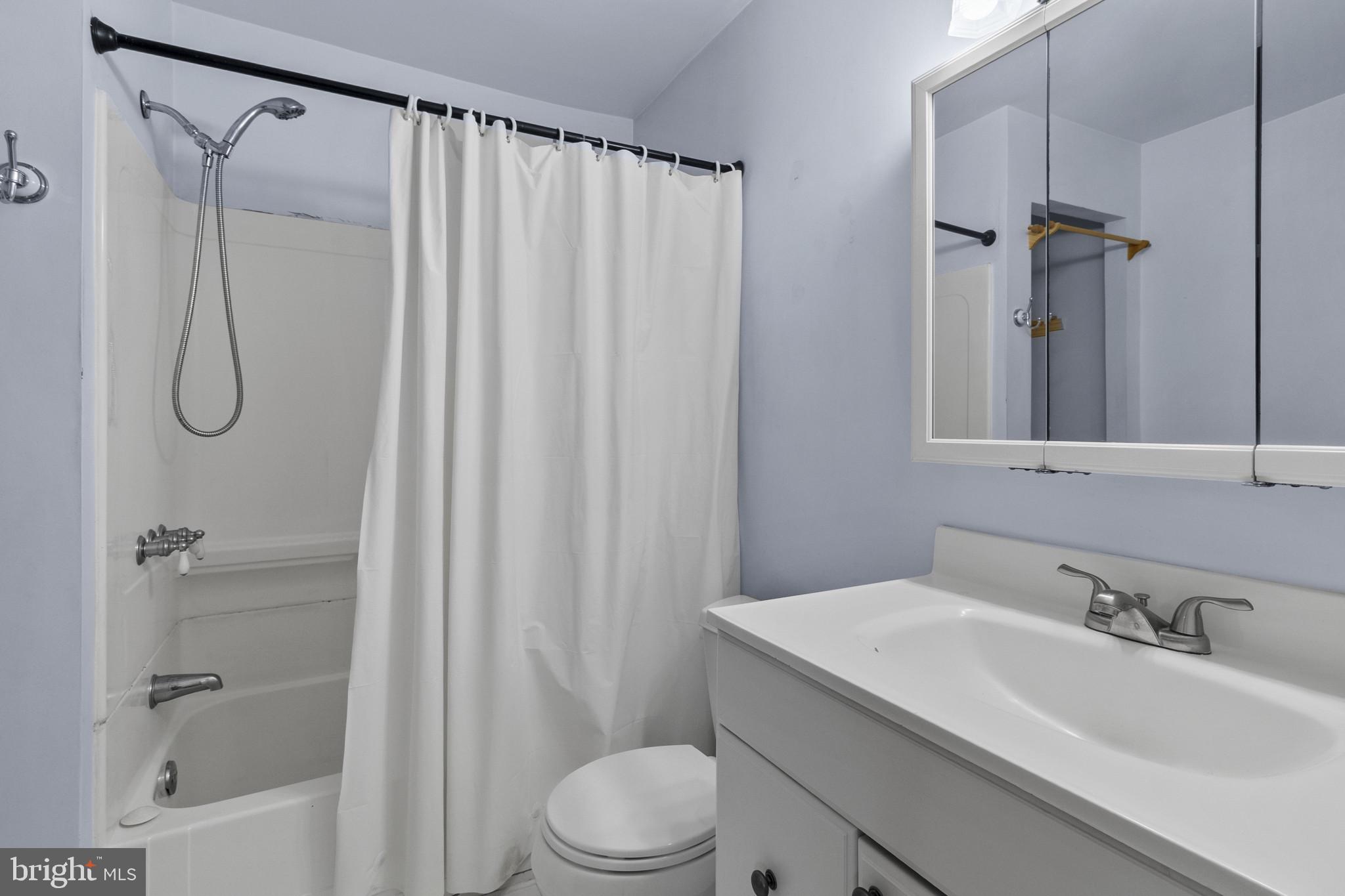 NESHAMINY VALLEY - Residential