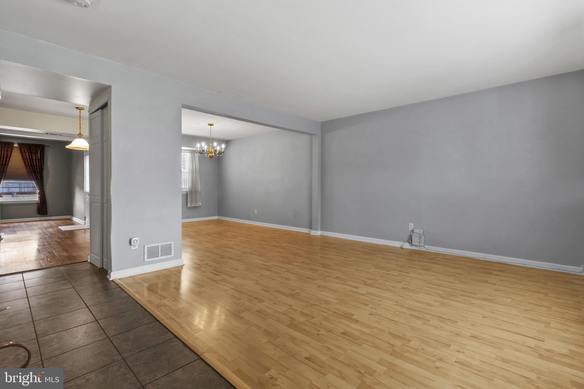 NESHAMINY VALLEY - Residential