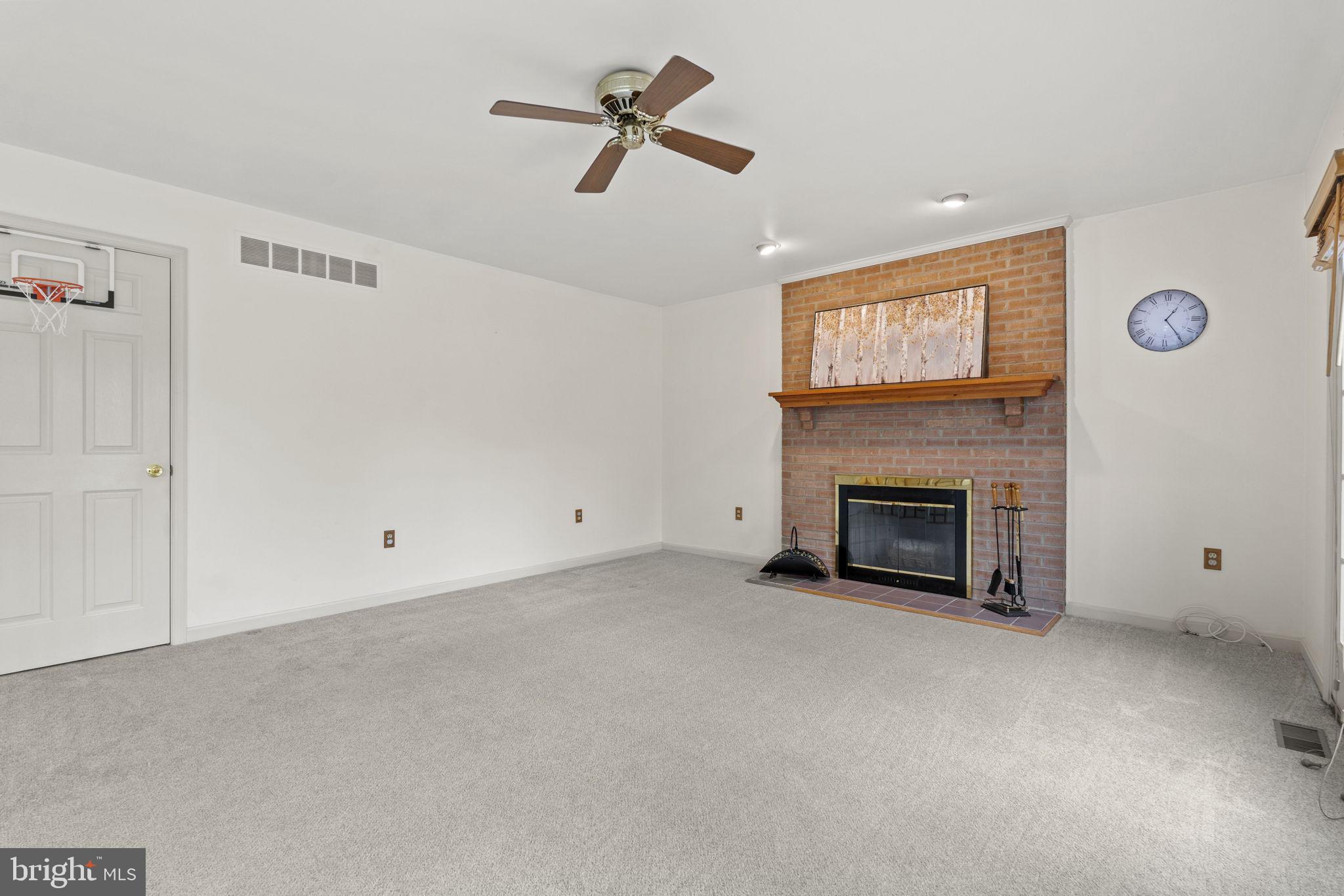 MOUNT HEBRON - Residential